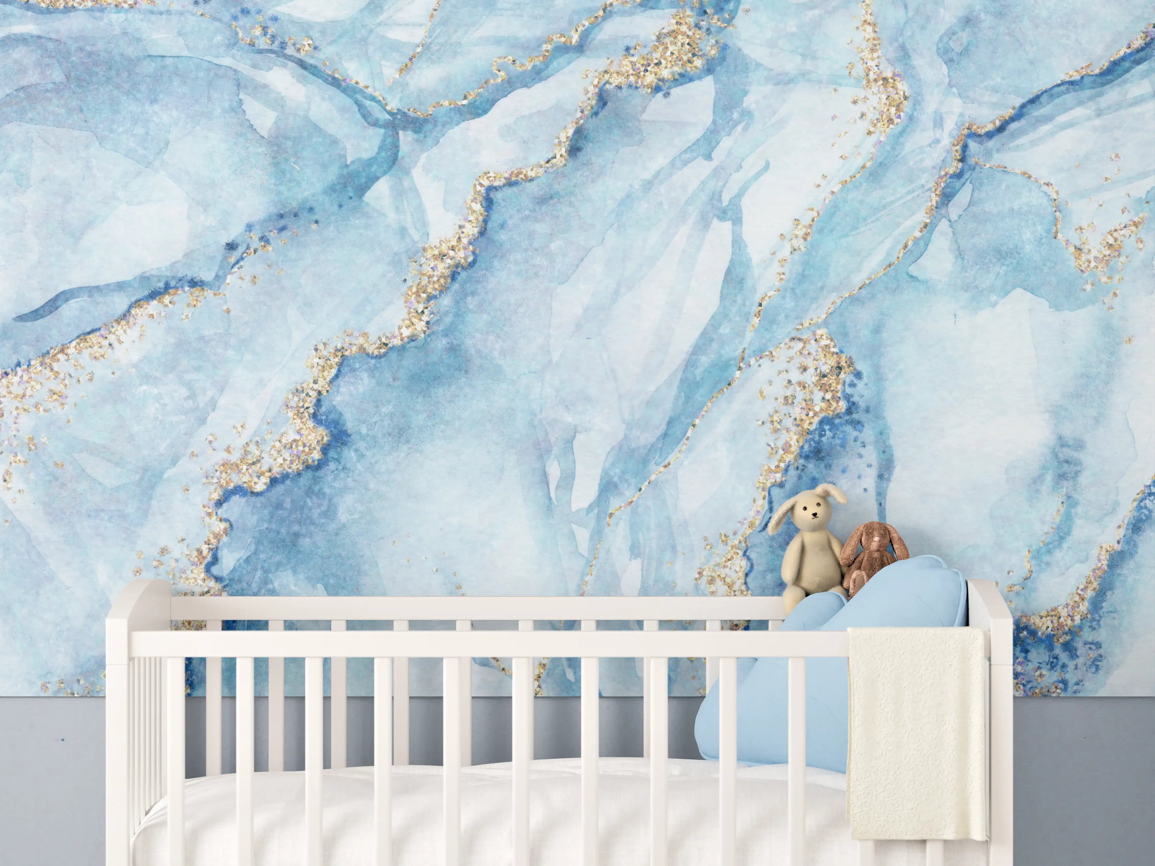Babyzimmer Wandgestaltung - Silberner Marmor mit Goldschimmer