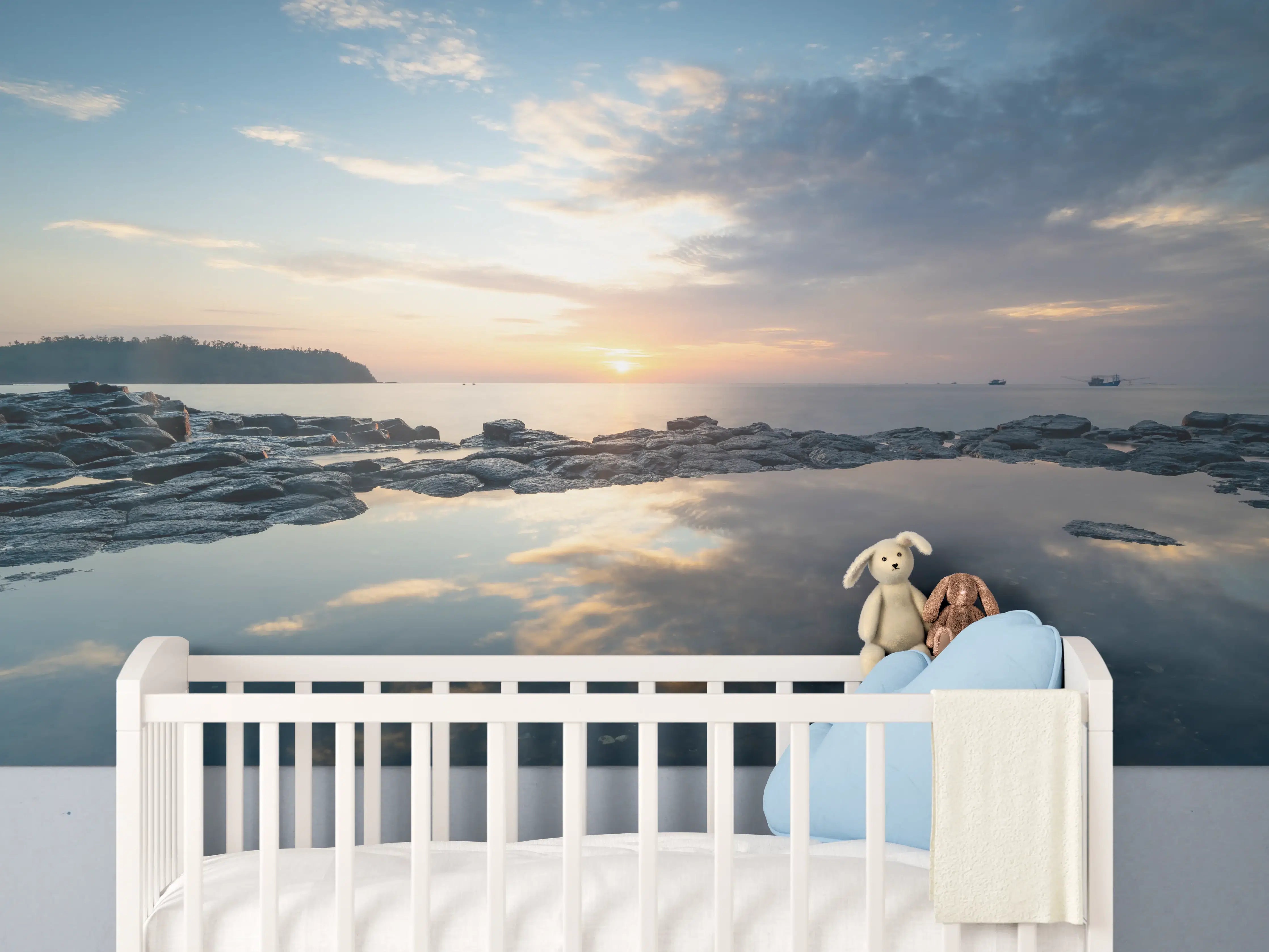 Babyzimmer Wandgestaltung - Silbernes Abendlicht über dem Ozean