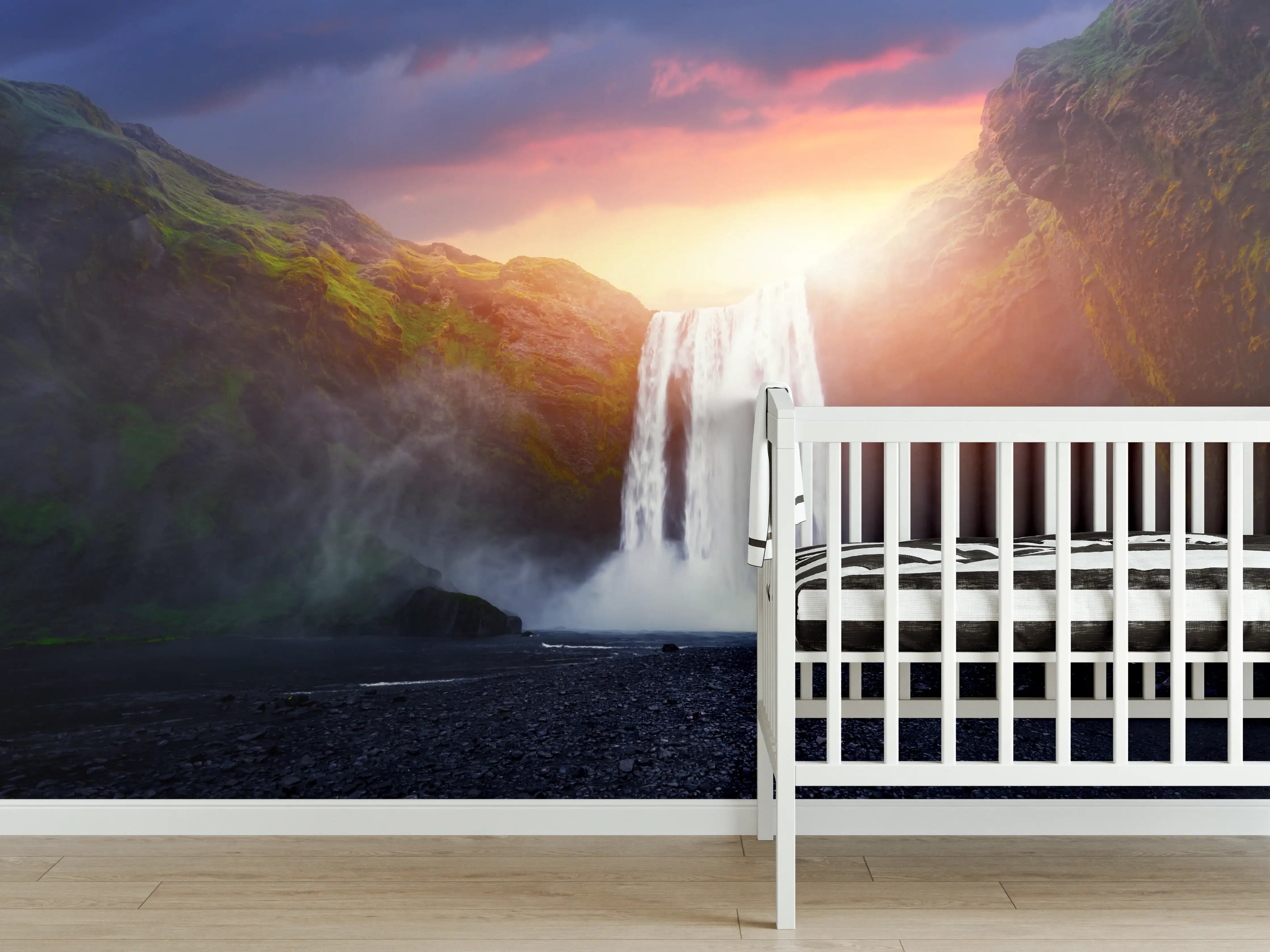 Babyzimmer Wandgestaltung - Skogafoss Wasserfall bei Sonnenuntergang