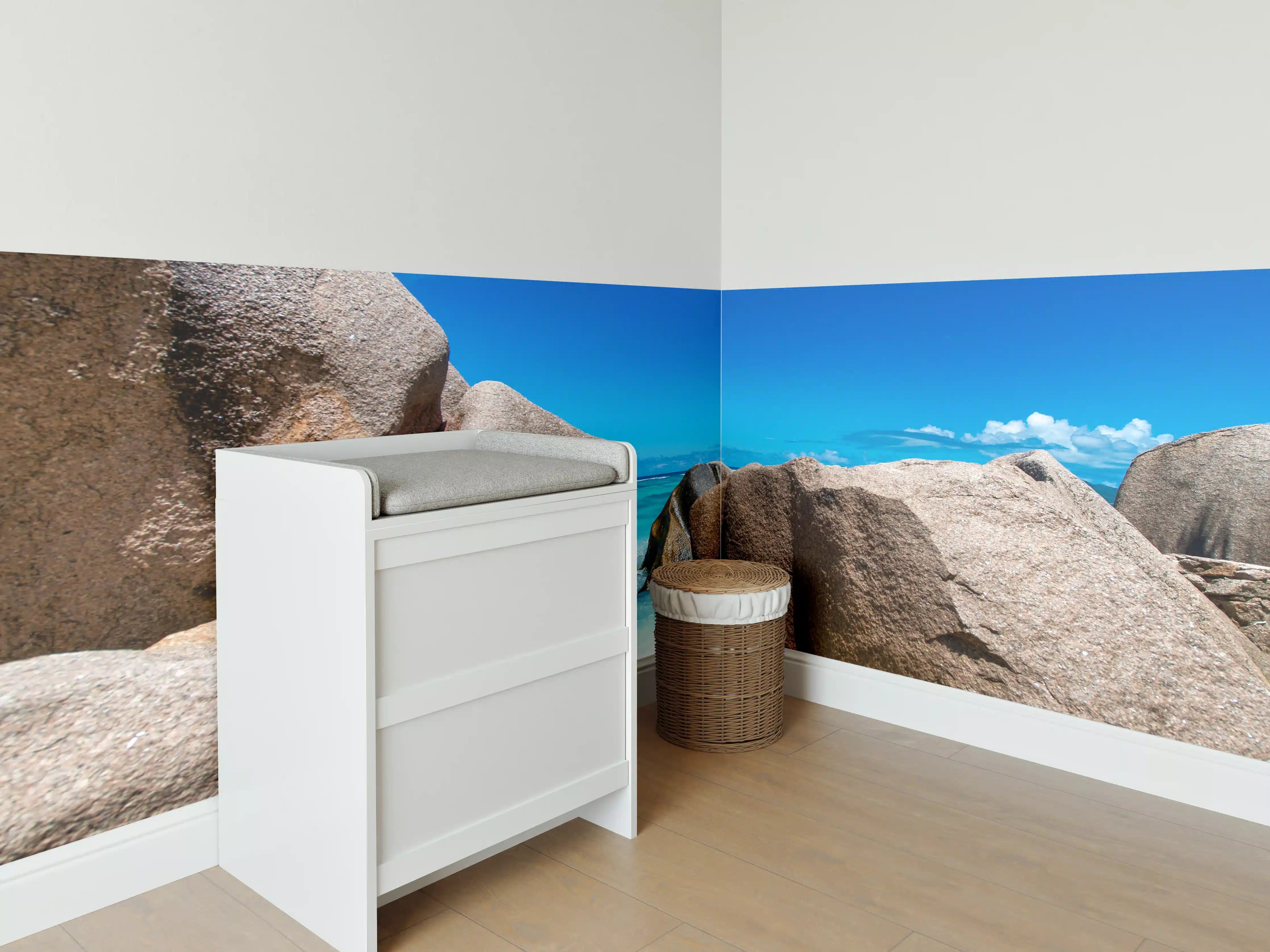 Babyzimmer Wandgestaltung - Stein-Panorama auf den Seychellen