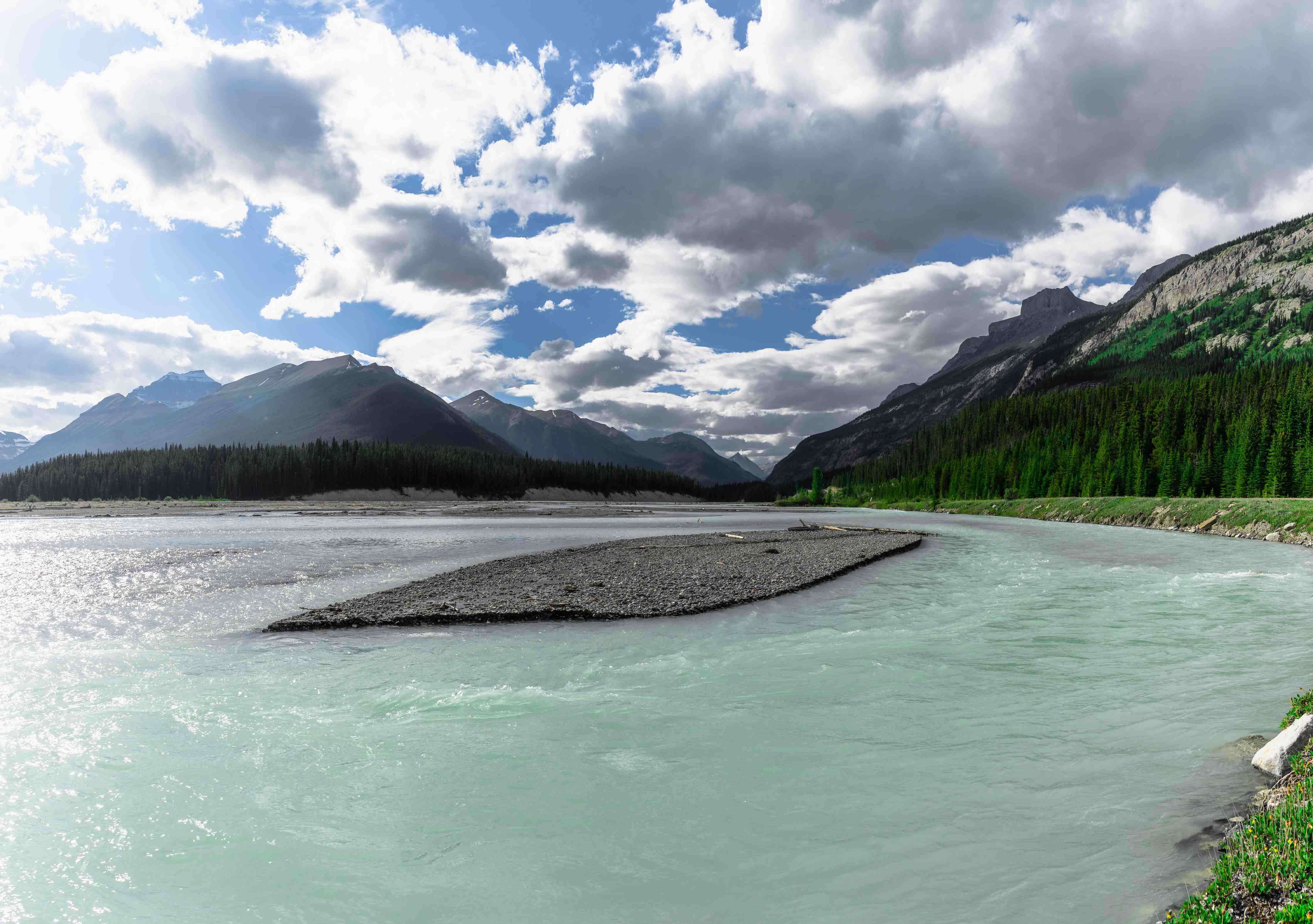 Babyzimmer Wandgestaltung-Steinlandschaft auf dem Wasser in Banff