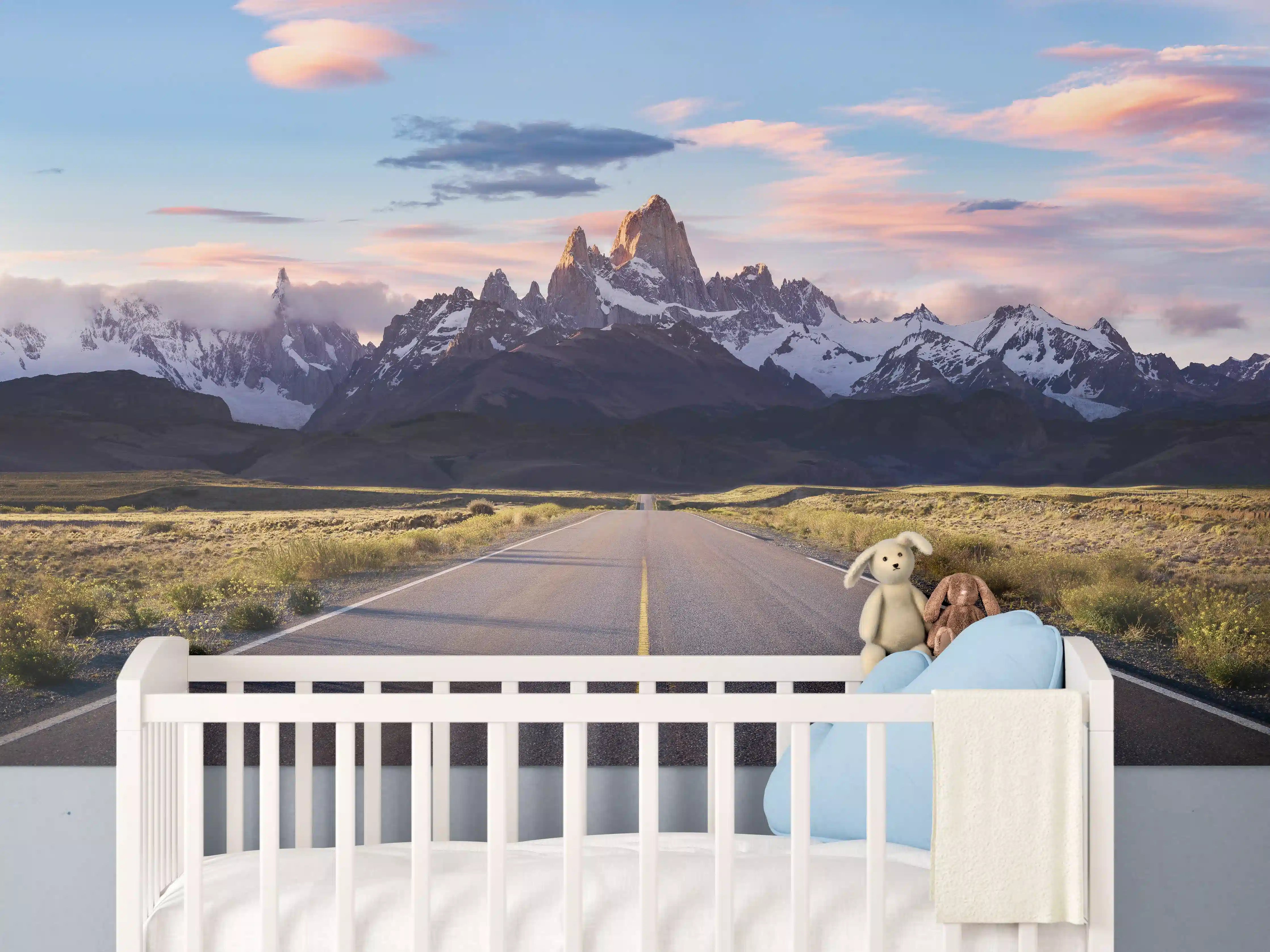 Babyzimmer Wandgestaltung - Straße mit Blick auf Berge