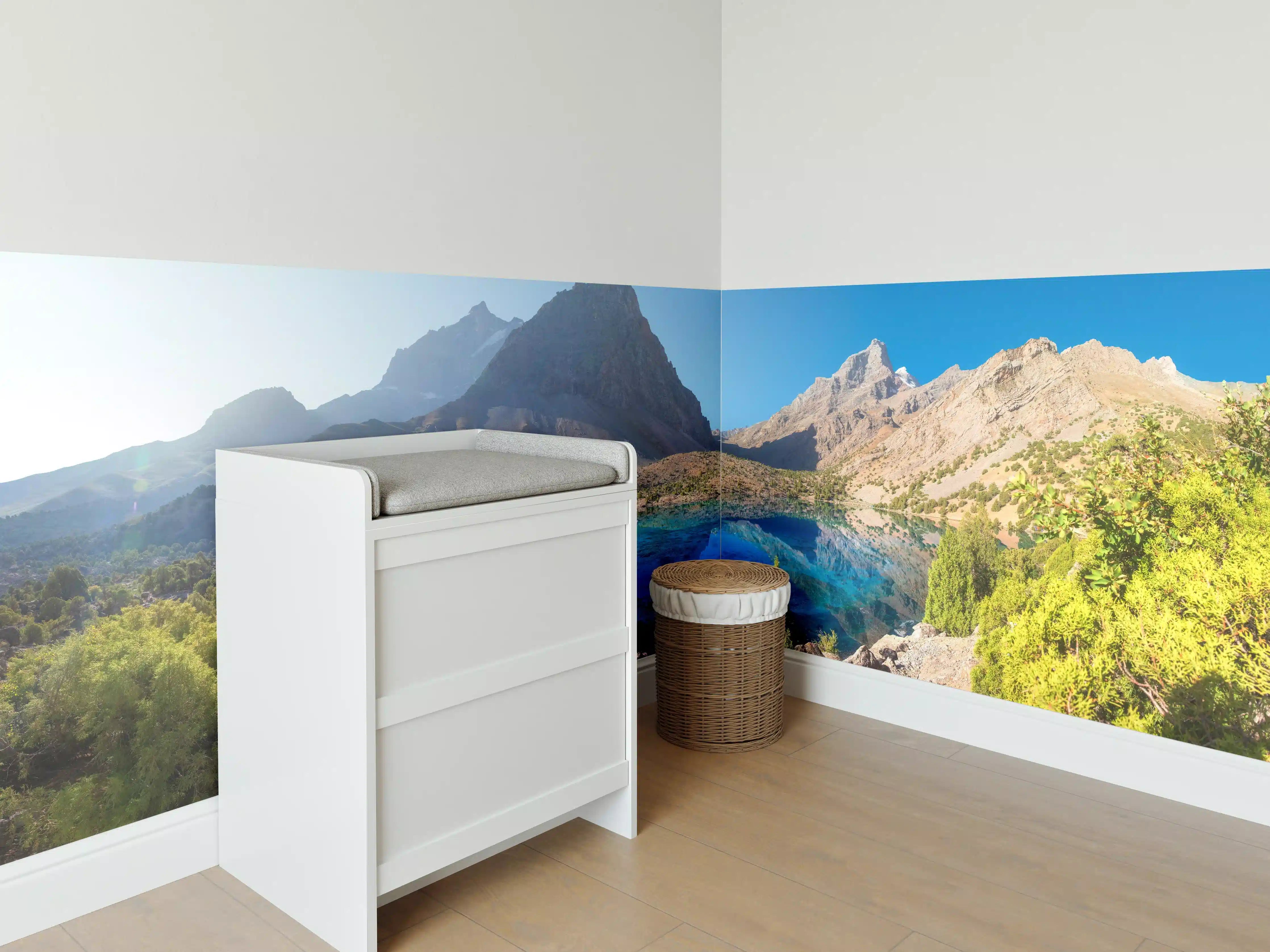 Babyzimmer Wandgestaltung - Tadschikistan See