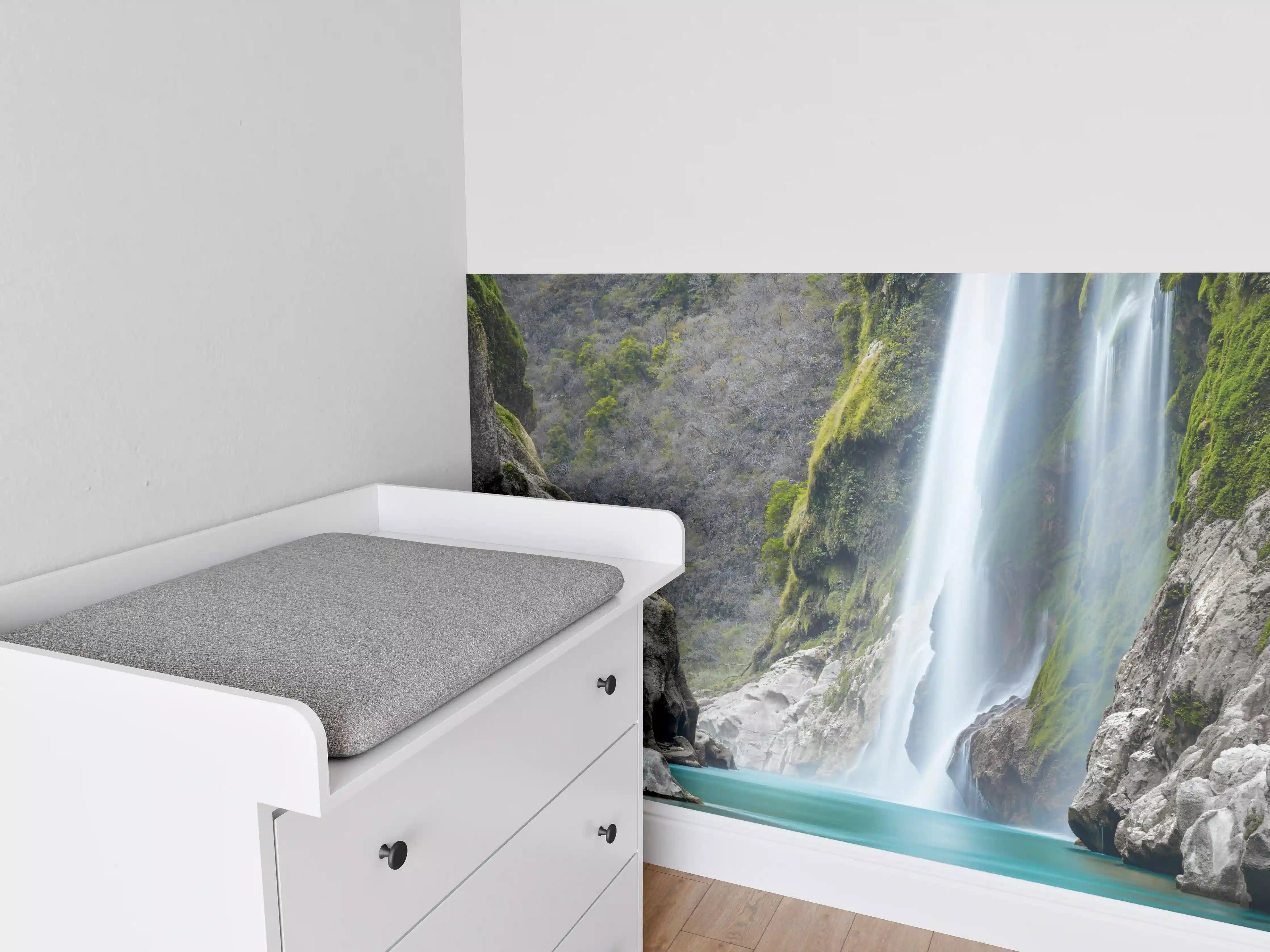 Babyzimmer Wandgestaltung - Tamul-Wasserfall am Fluss Tampaon