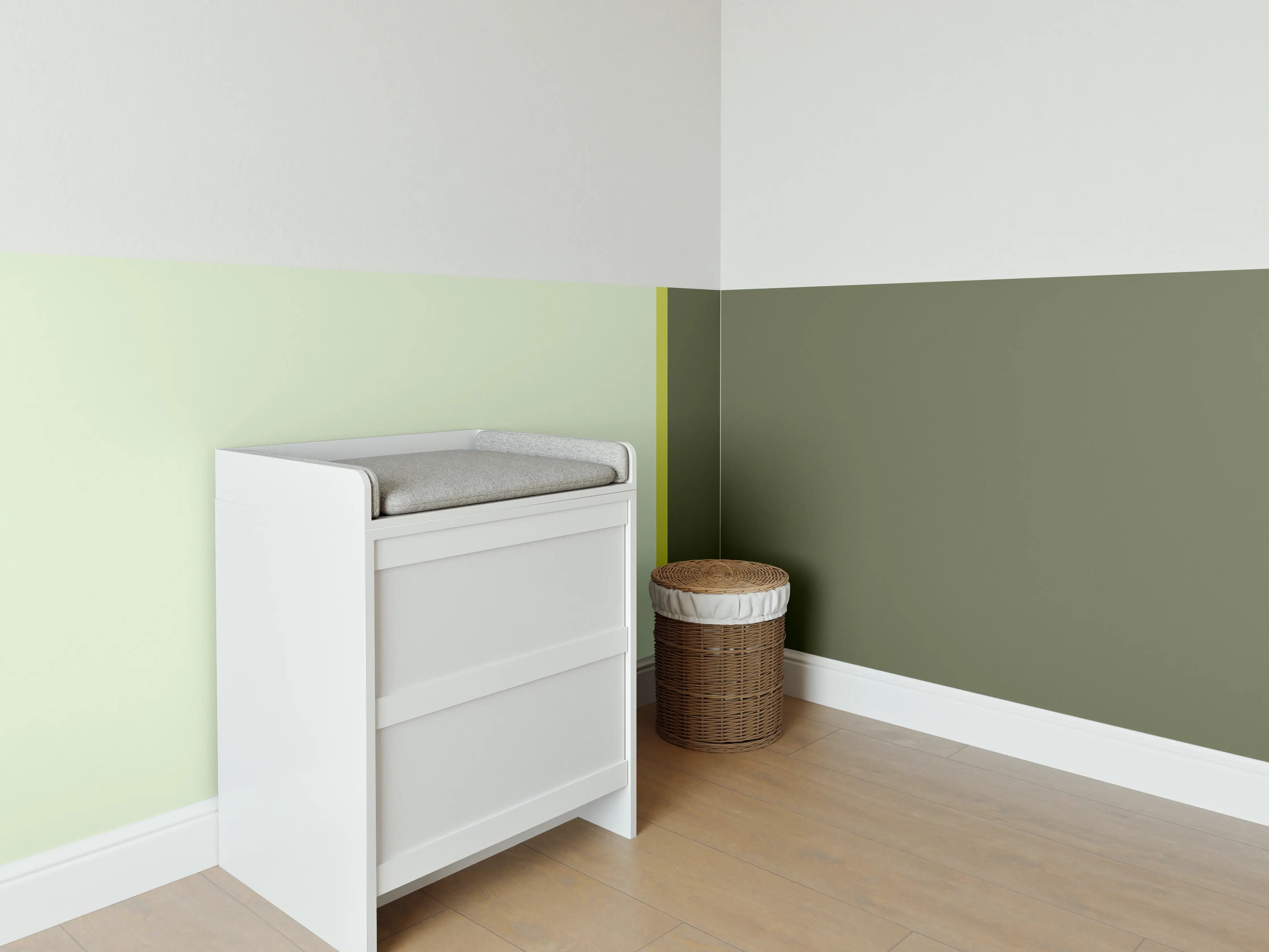 Babyzimmer Wandgestaltung - The Greens - Easy Vertical - Olive