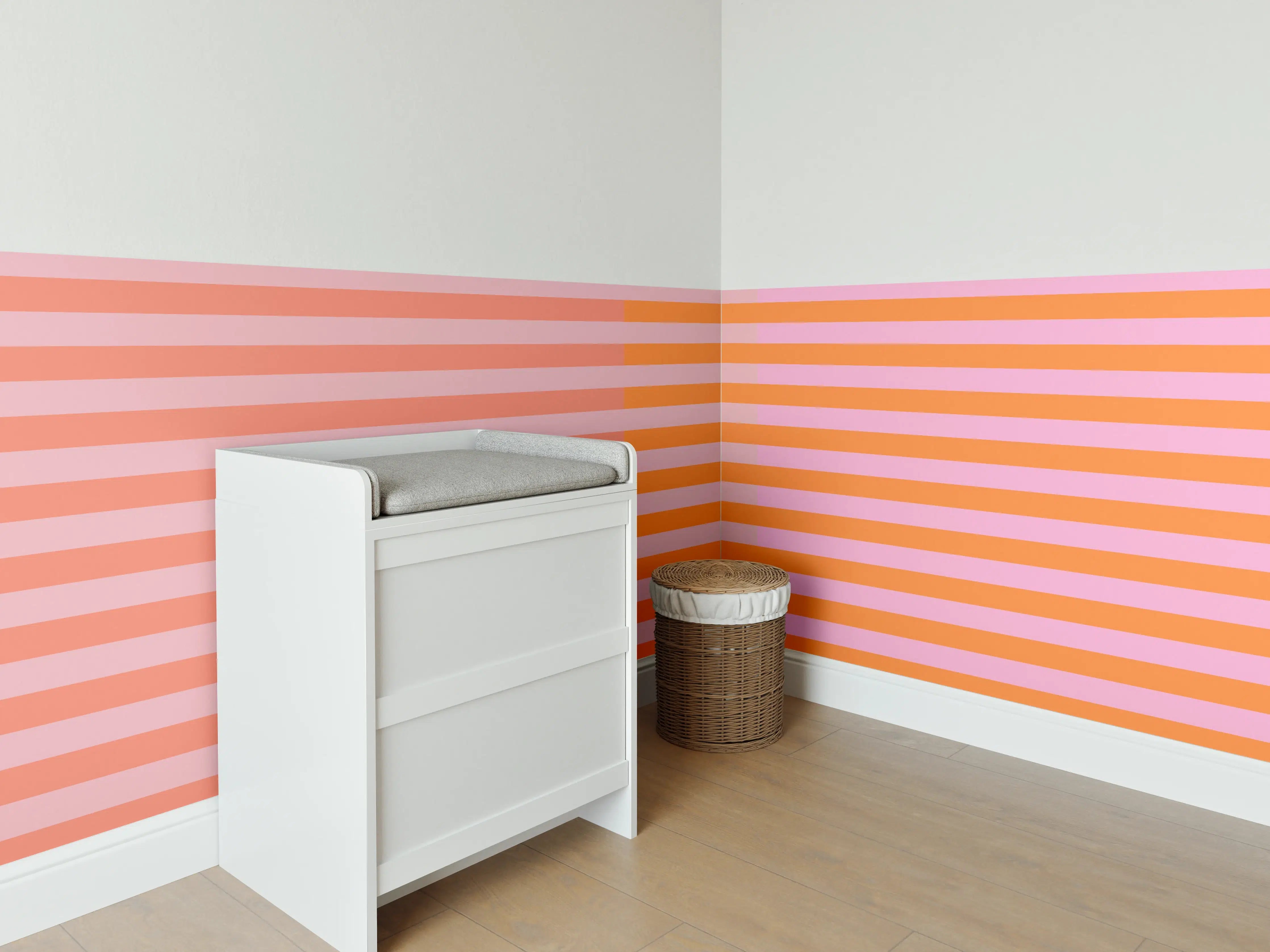 Babyzimmer Wandgestaltung - The Oranges - Multy Stripes - Coral