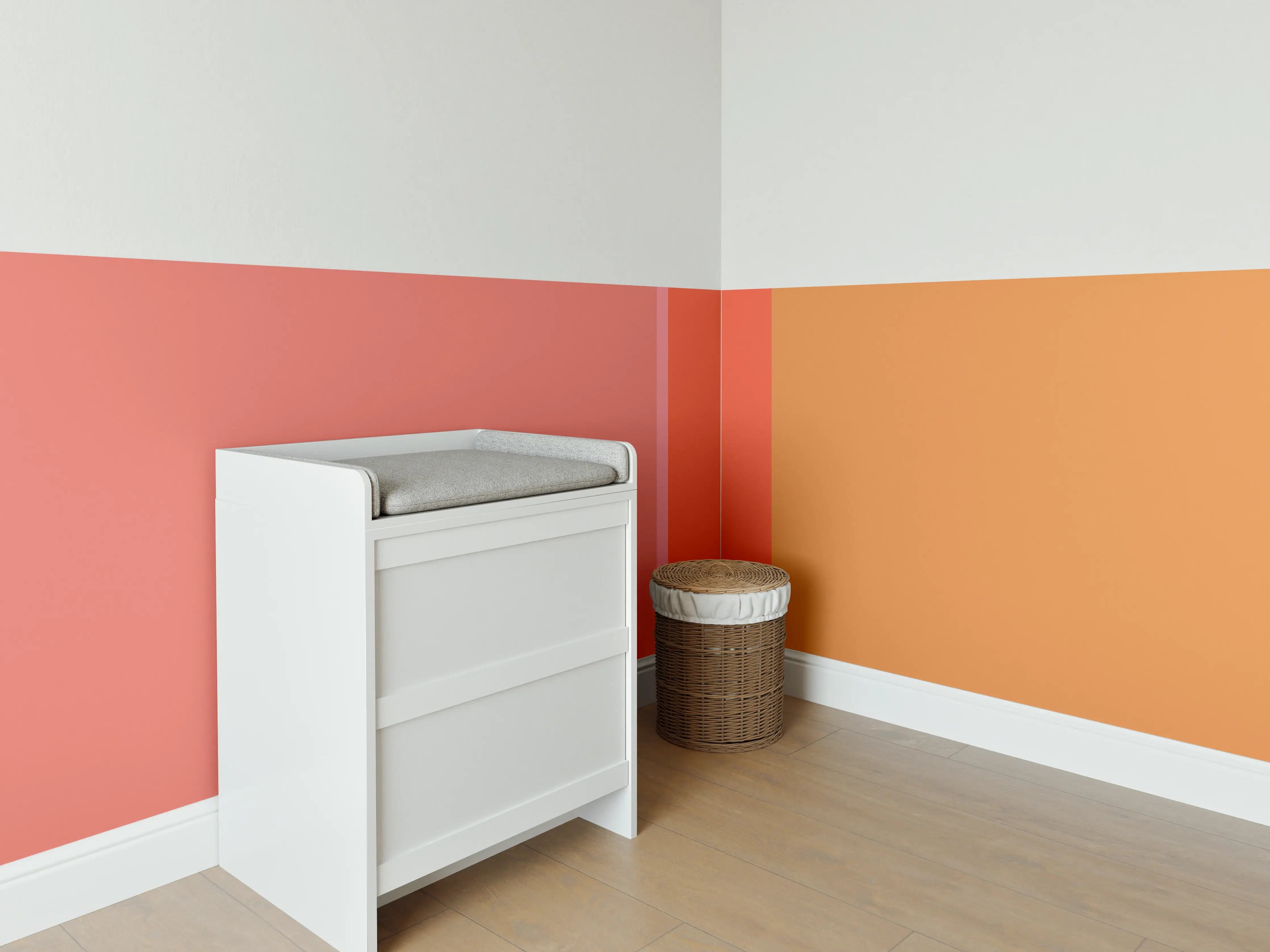 Babyzimmer Wandgestaltung - The Oranges - Vertical - Salmon