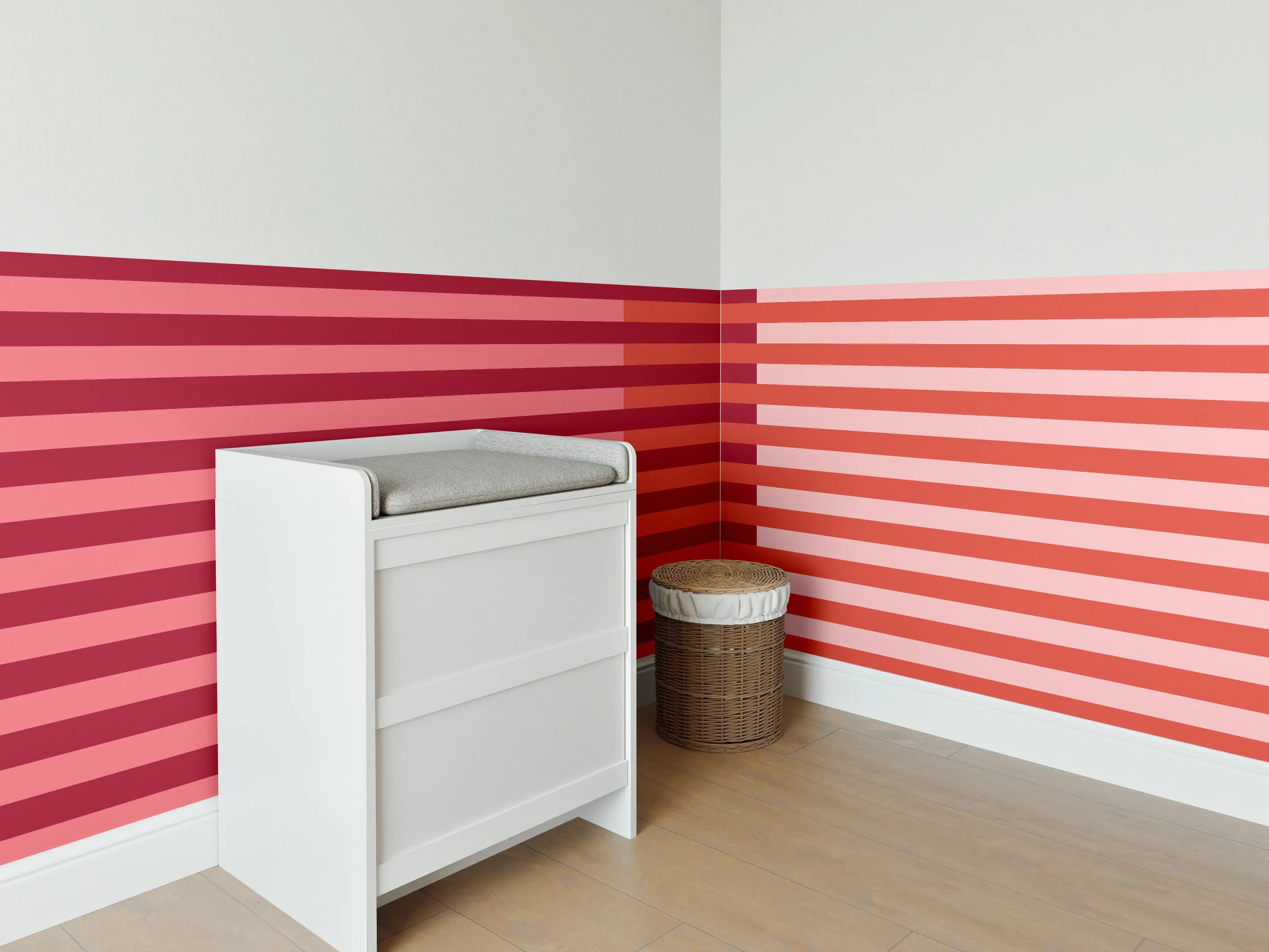 Babyzimmer Wandgestaltung - The Reds - Multy Stripes - Tomato
