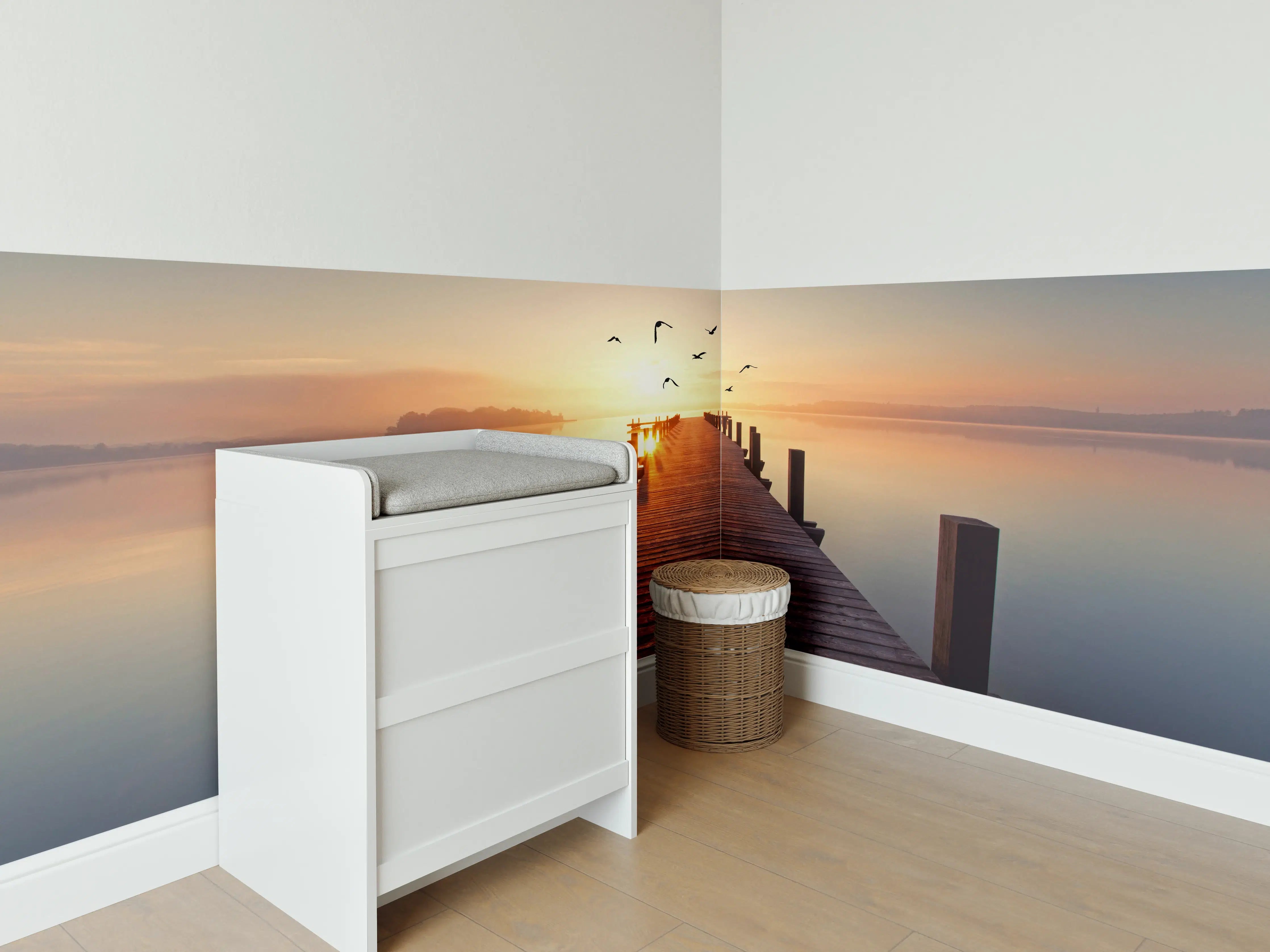 Babyzimmer Wandgestaltung - Traumhafter Ausblick vom Bootssteg