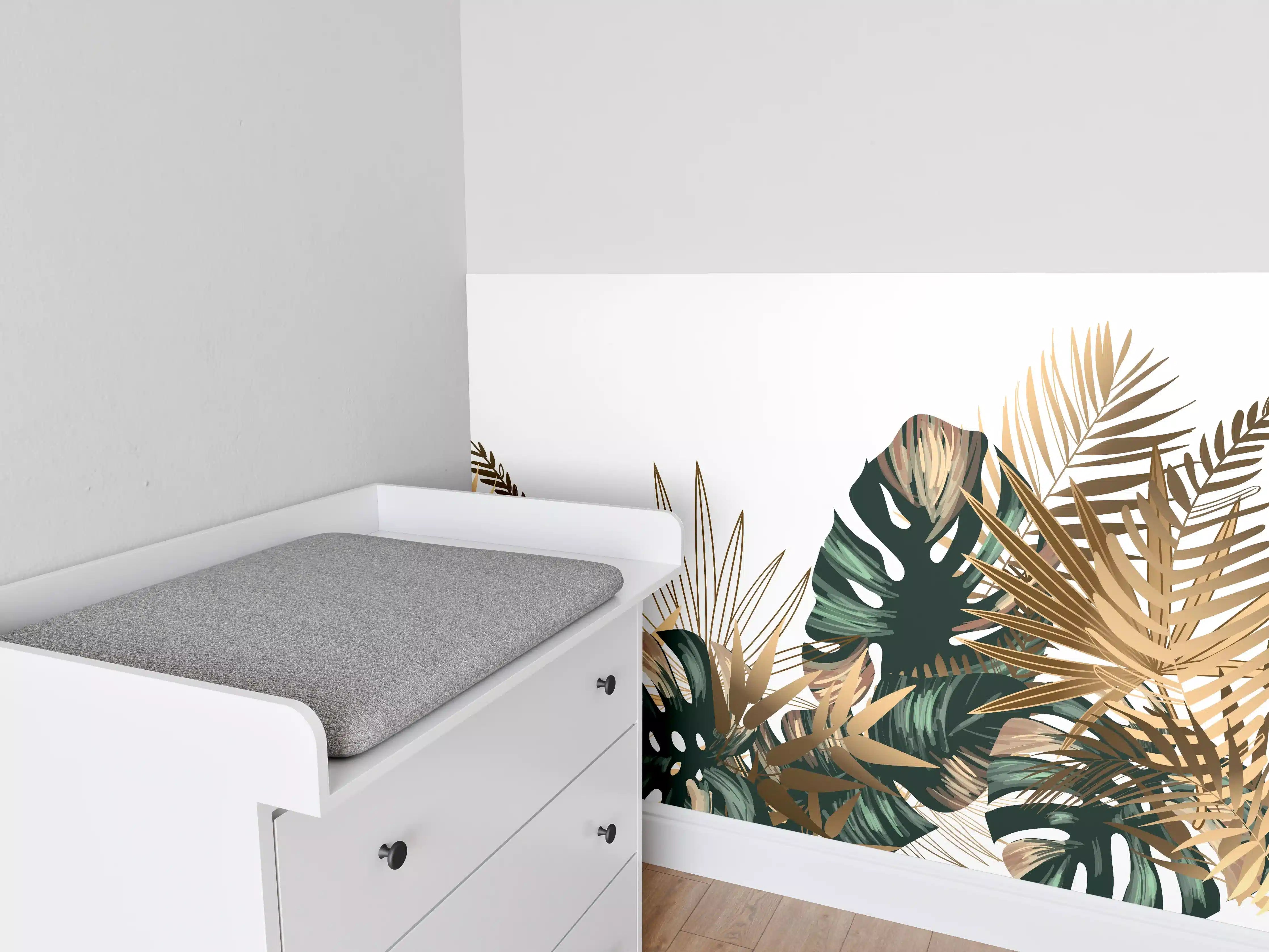 Babyzimmer Wandgestaltung - Tropische Gold-Palmen Dekor