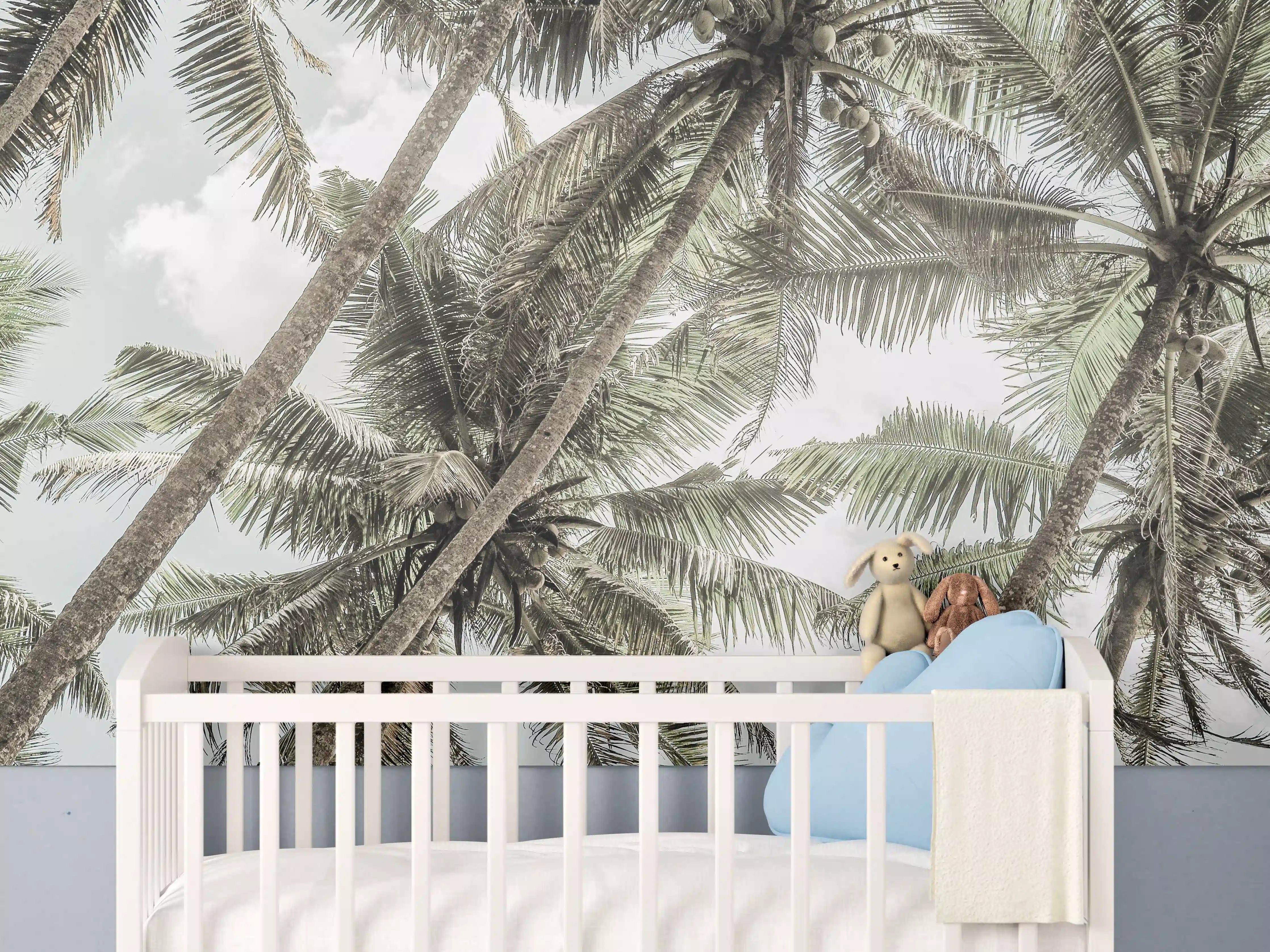 Babyzimmer Wandgestaltung - Tropische Palmenhimmel-Stimmung