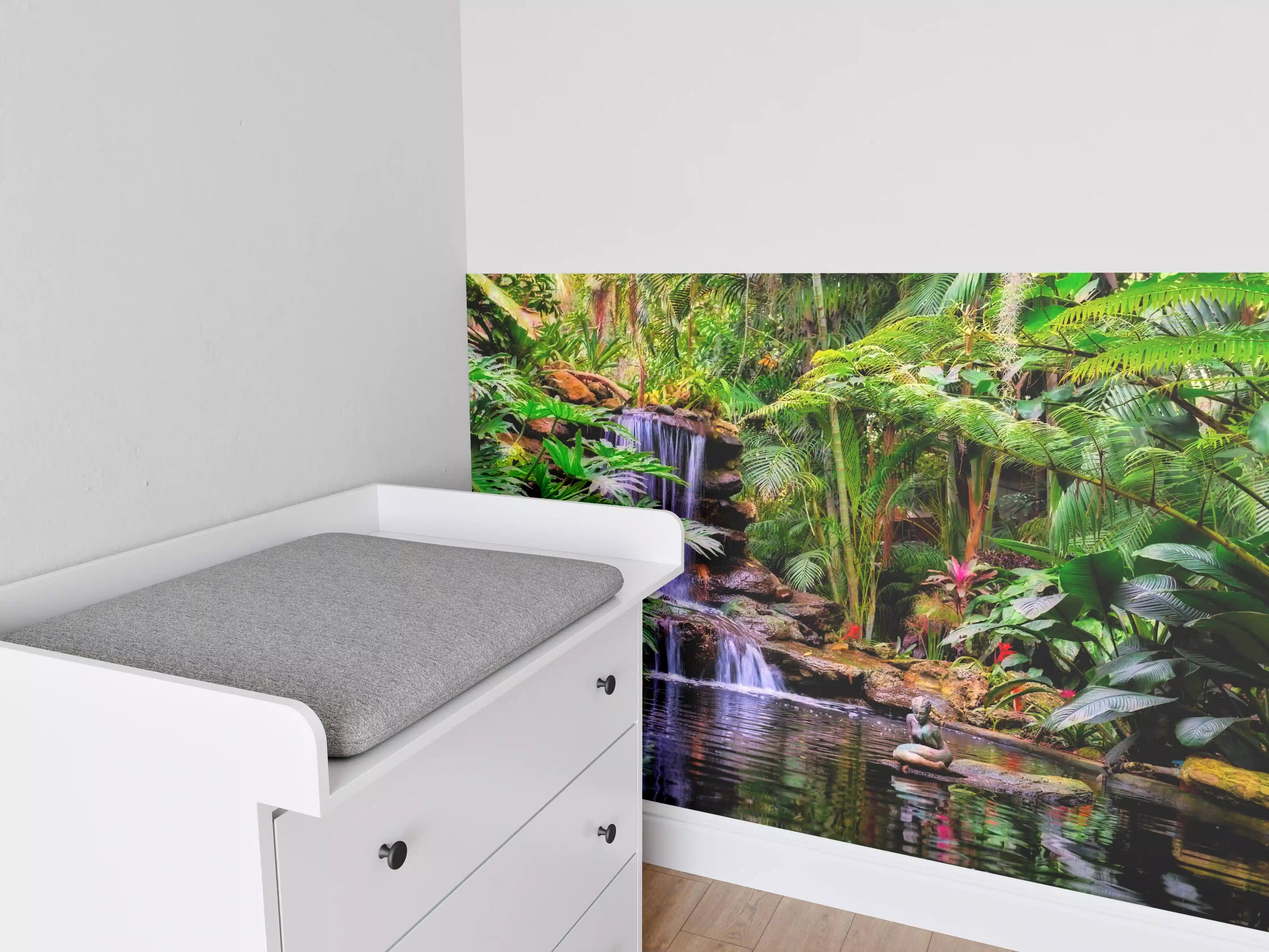 Babyzimmer Wandgestaltung - Tropischer Wasserfall
