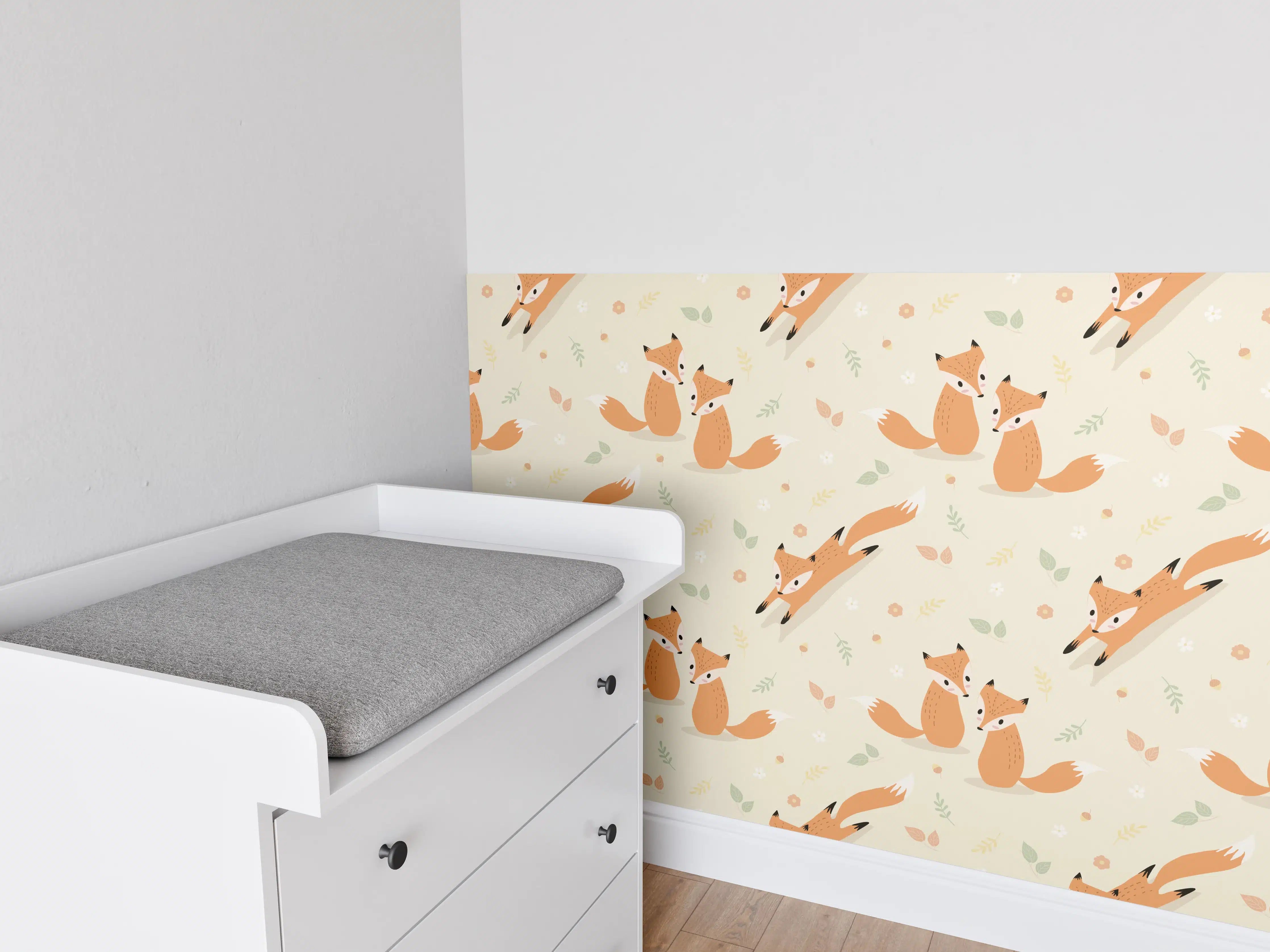 Babyzimmer Wandgestaltung - Verspielte Füchzchen im Wald