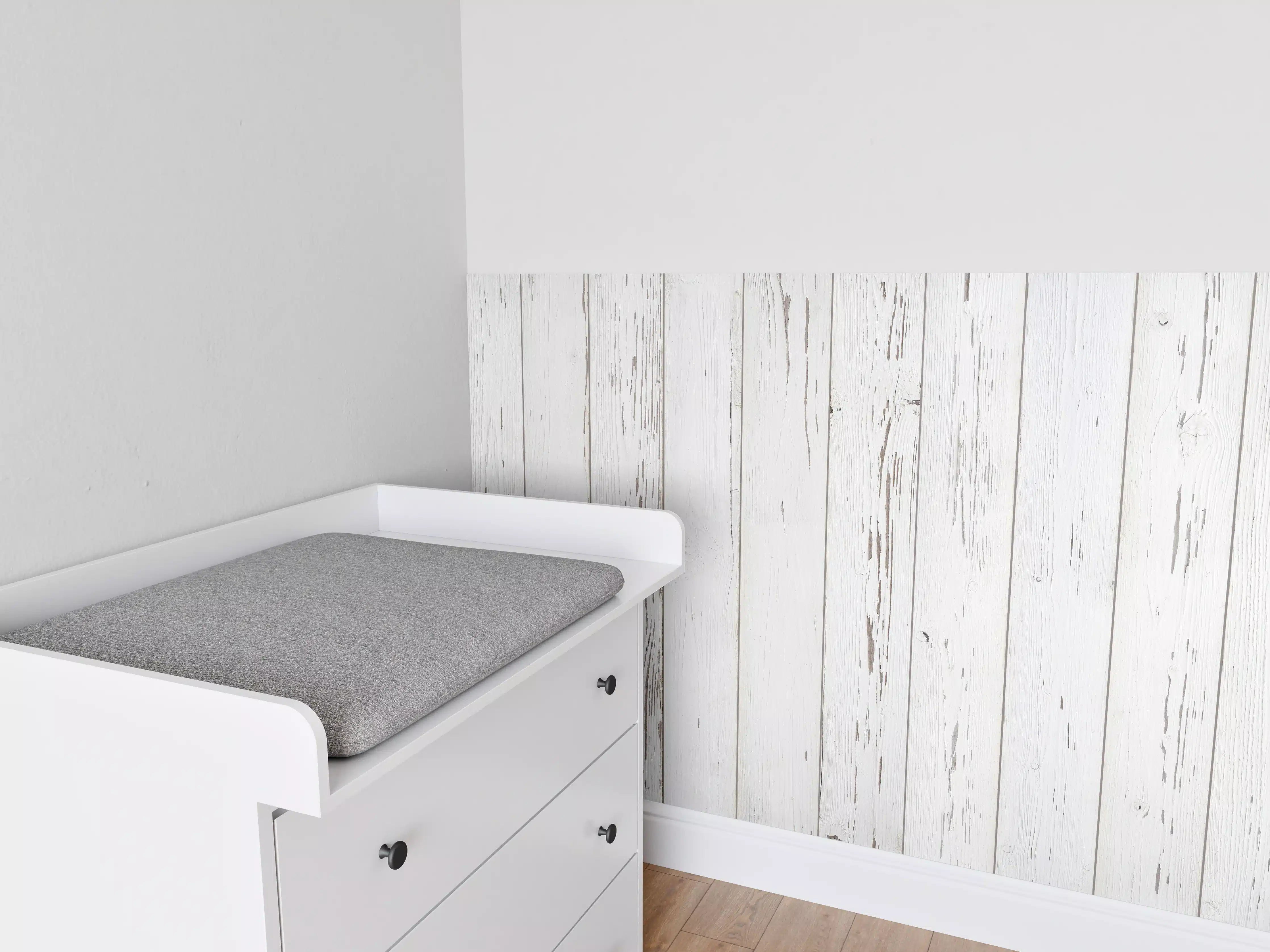 Babyzimmer Wandgestaltung - Verwitterte weiße Holzdielen