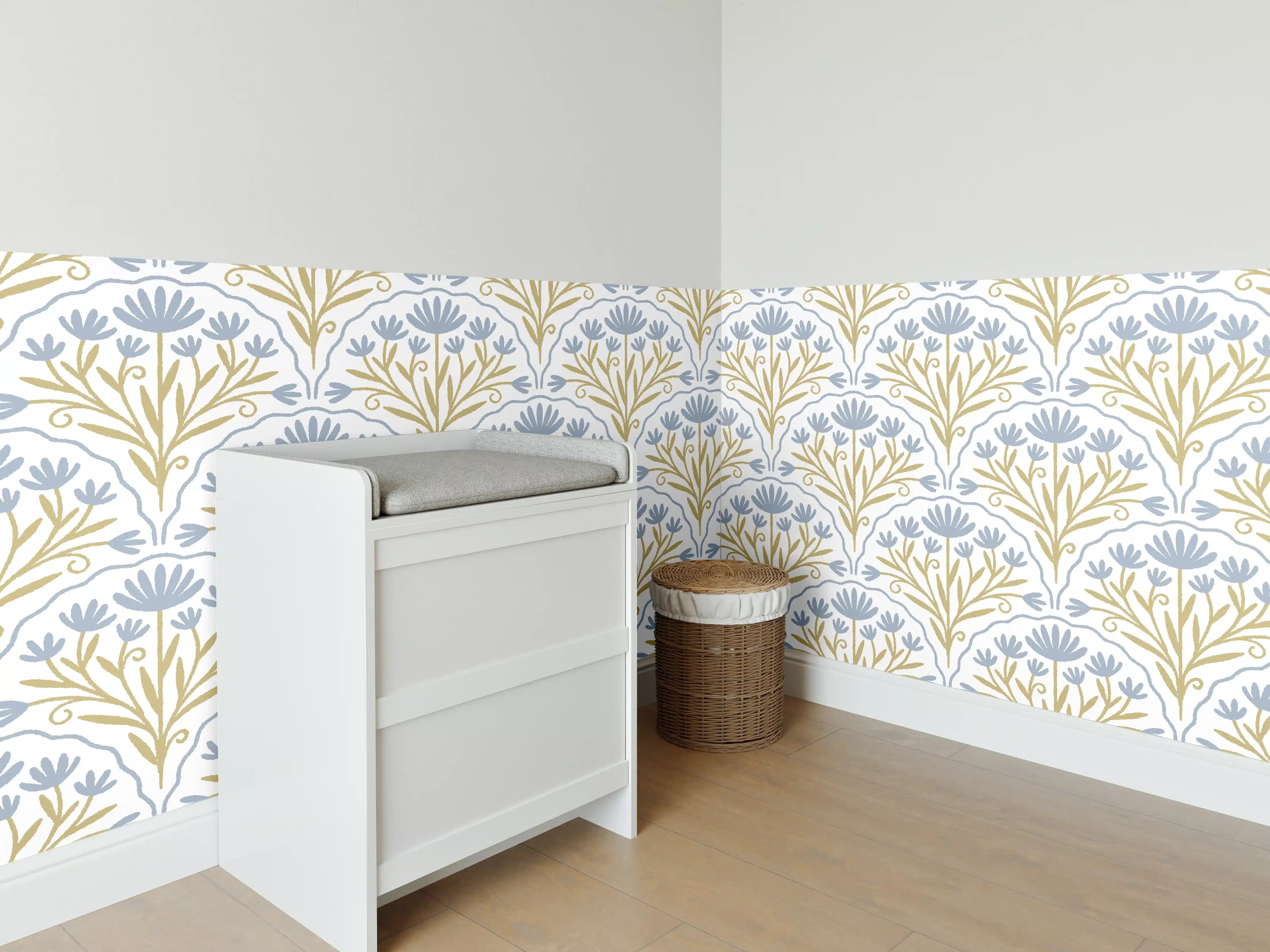 Babyzimmer Wandgestaltung - Vintage Bloom Tapete Blau-Weiß