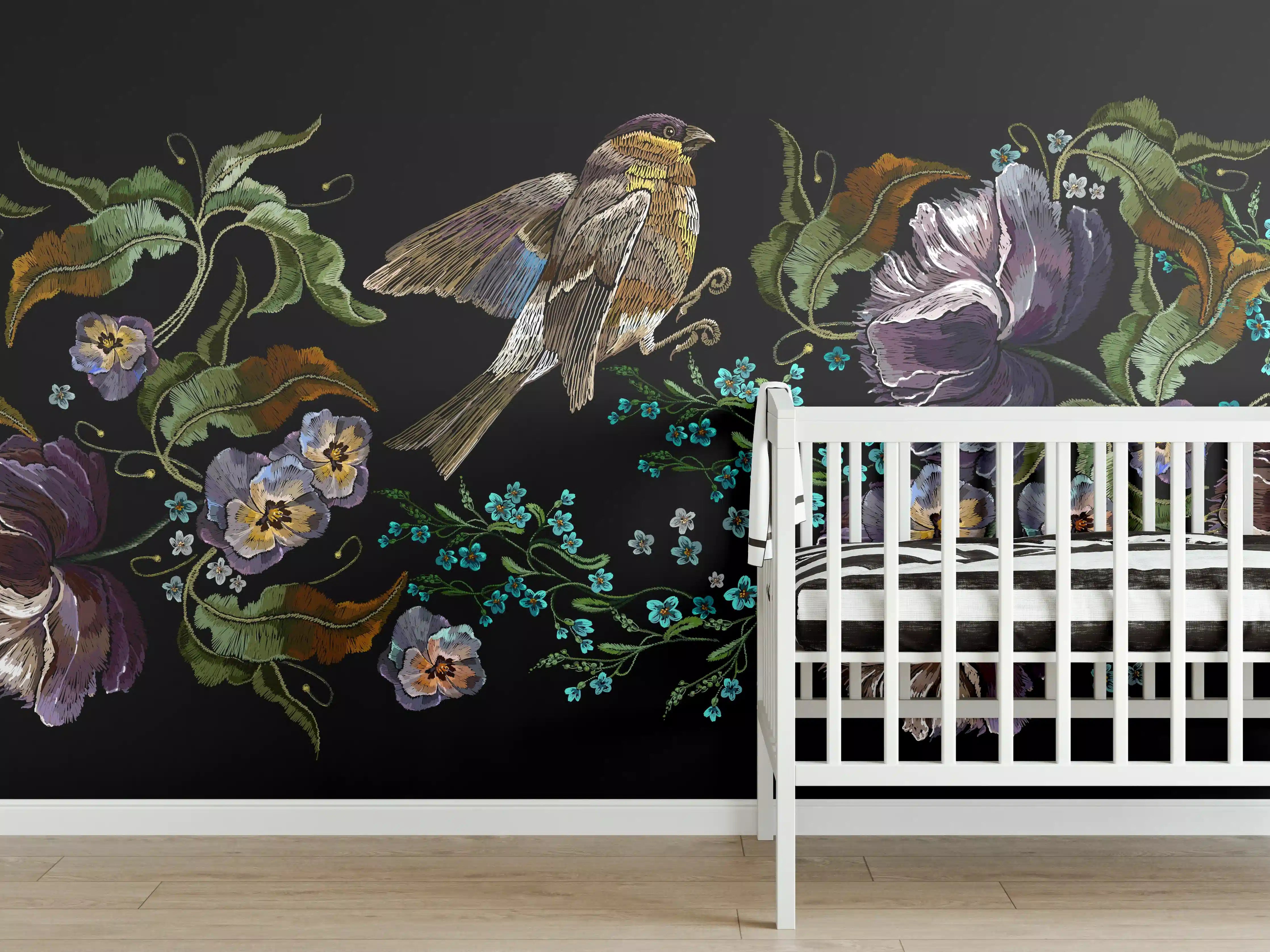 Babyzimmer Wandgestaltung - Violette Blumen Vogelmuster Stickerei