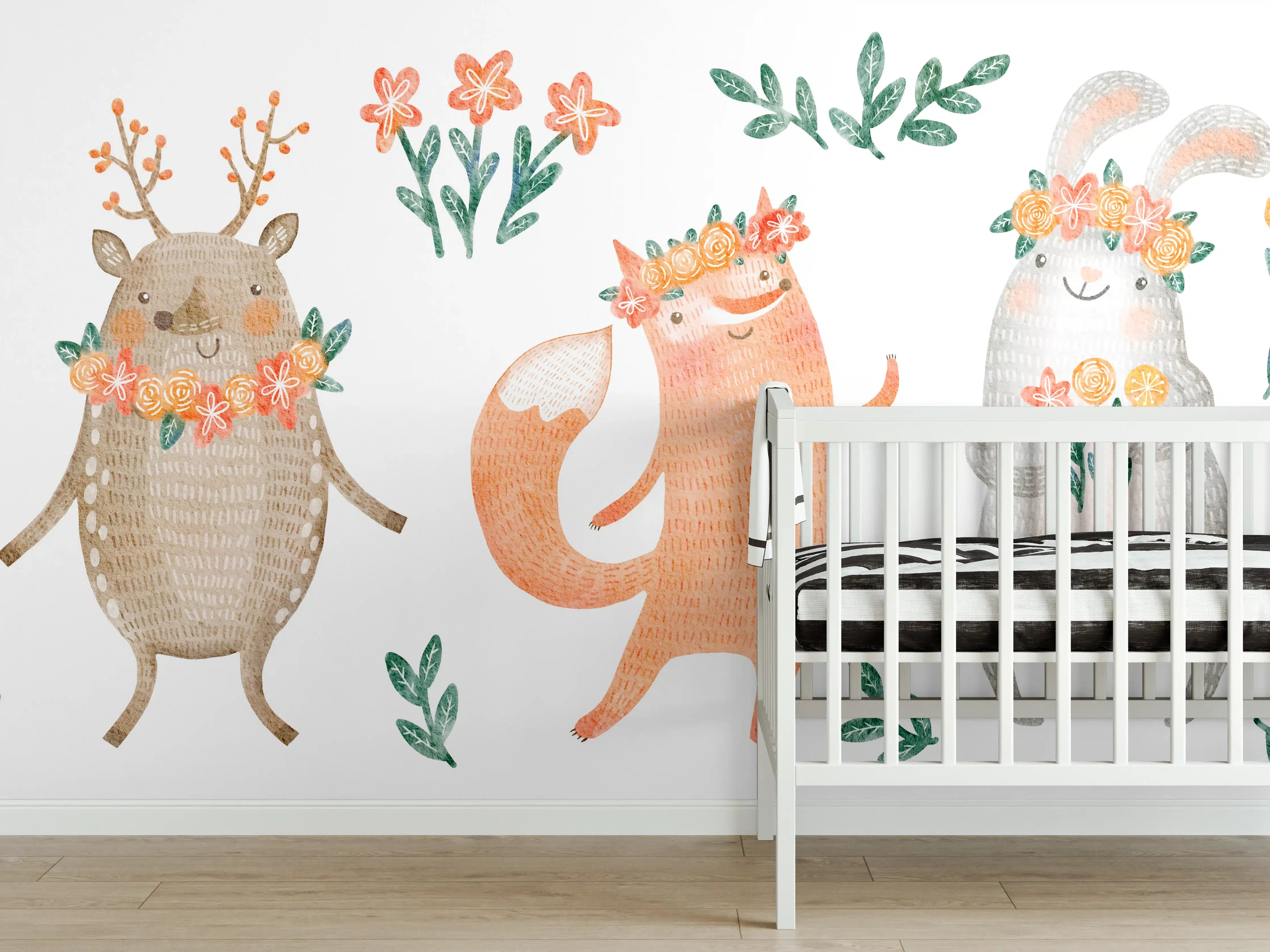 Babyzimmer Wandgestaltung - Waldtiere mit Blumen und Blättern