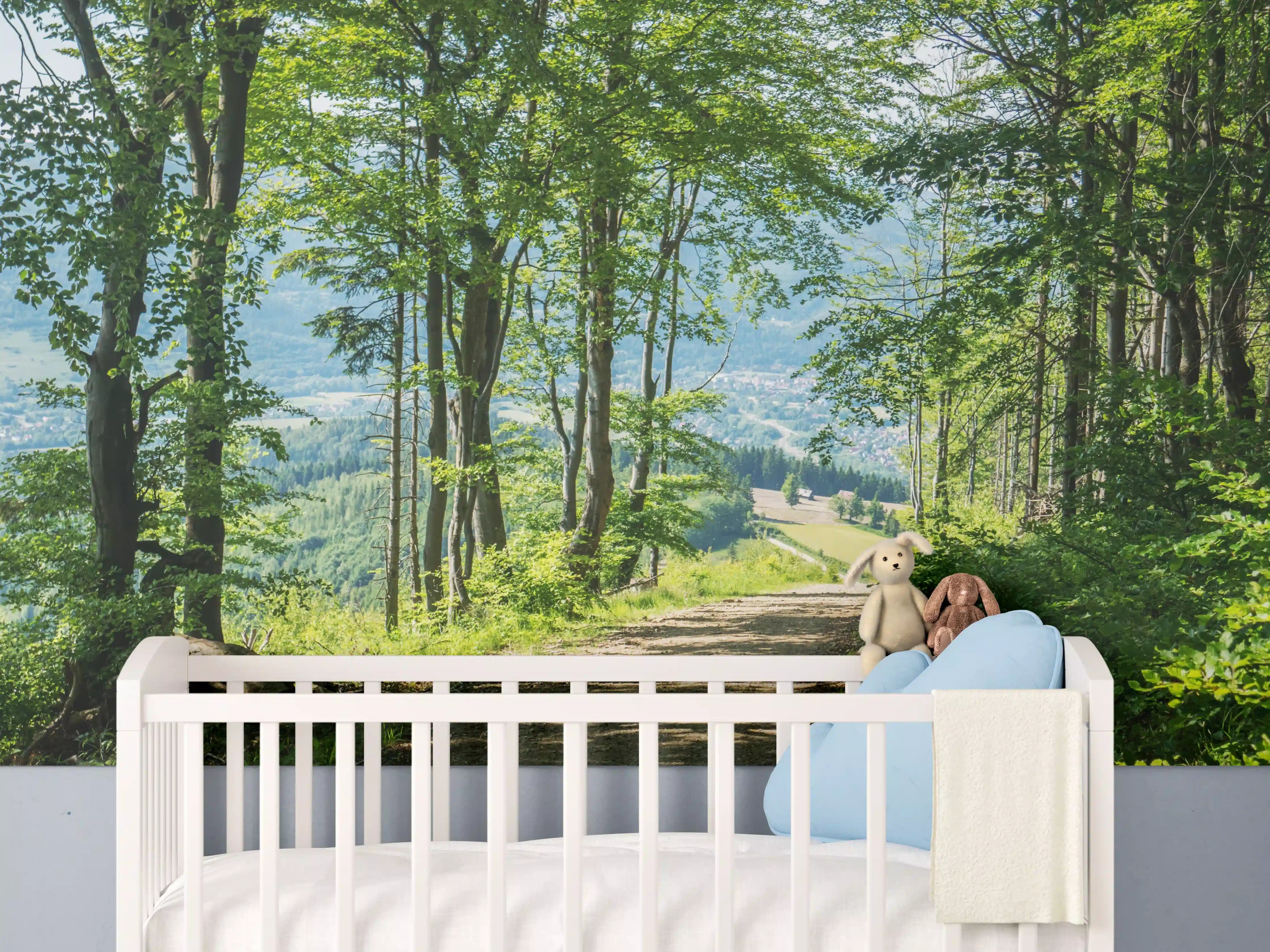 Babyzimmer Wandgestaltung - Waldweg Beskiden Polen