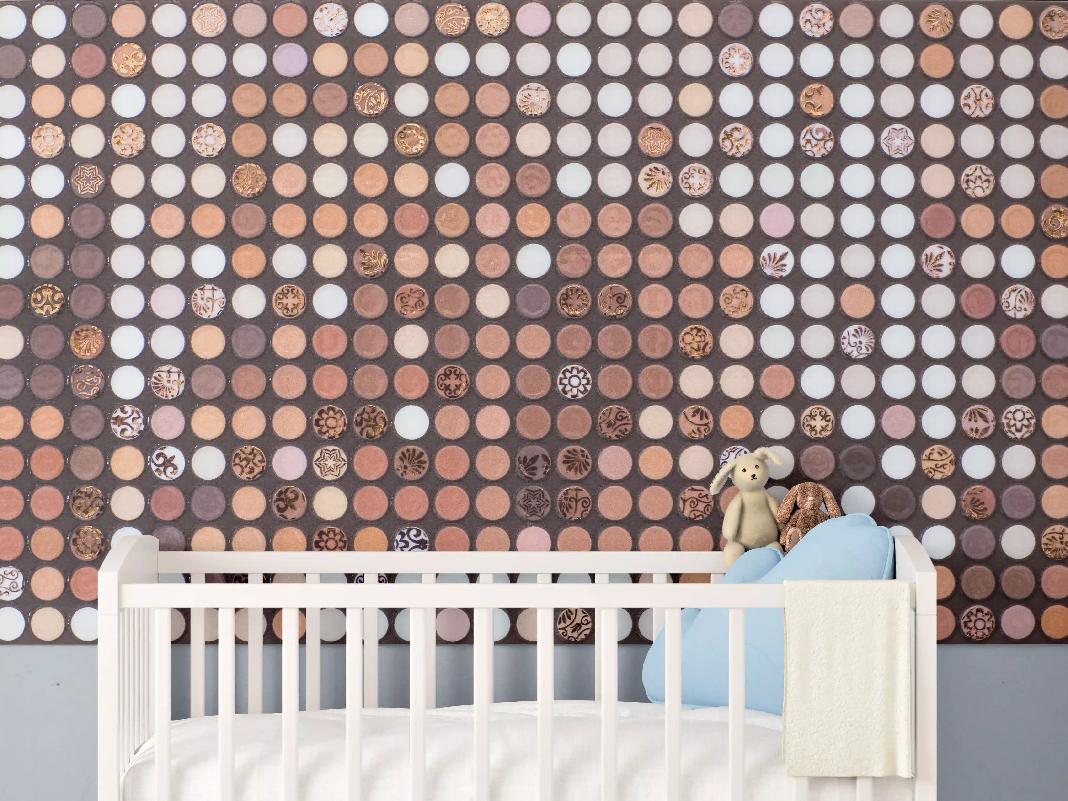 Babyzimmer Wandgestaltung - Warme Holz- und Kupfer-Töne