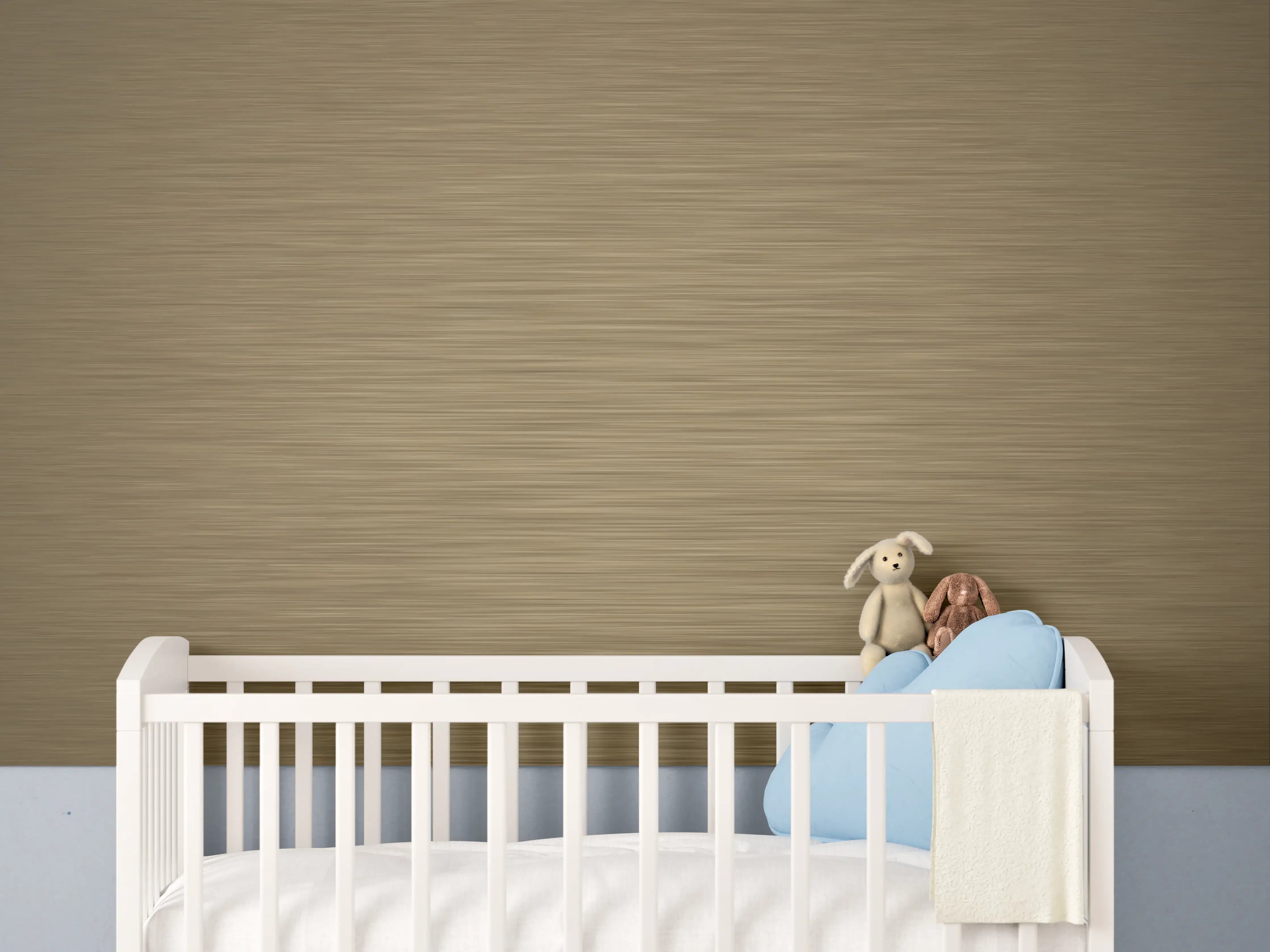 Babyzimmer Wandgestaltung - Warme Holzmaserung auf Gold-Beige