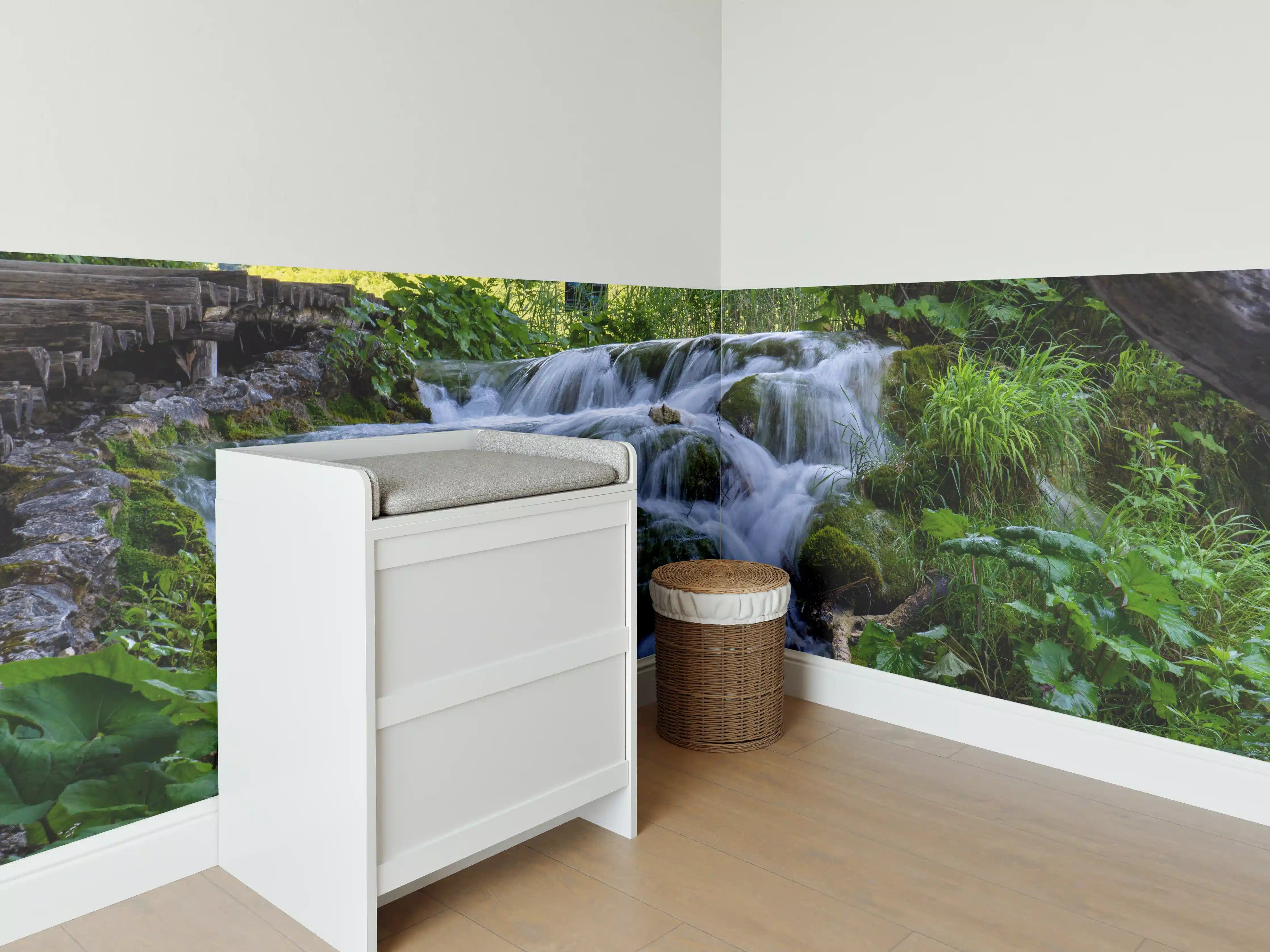 Babyzimmer Wandgestaltung - Wasserfall im Nationalpark Plitvicer Seen