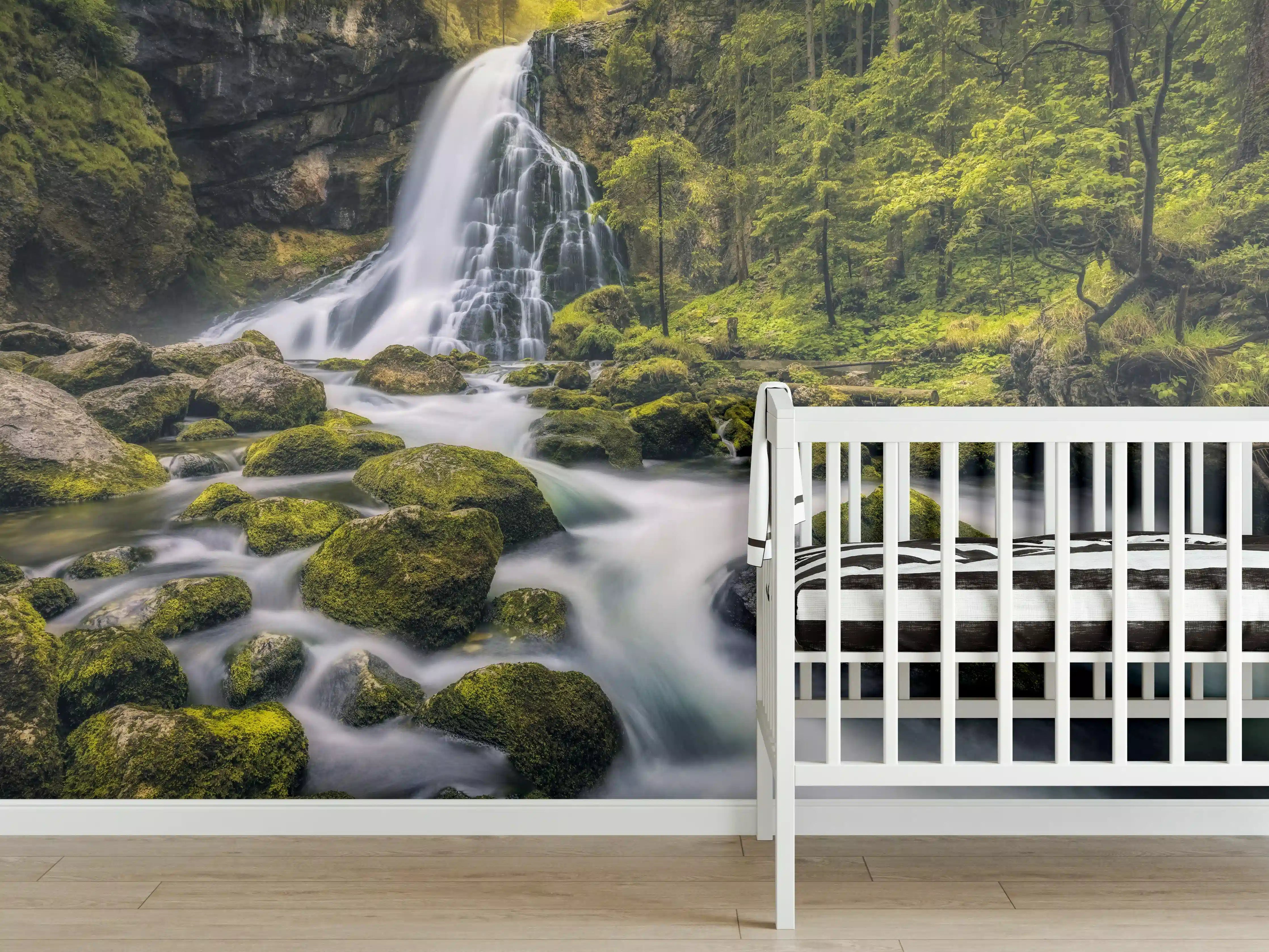 Babyzimmer Wandgestaltung - Wasserfall in Golling, Salzburg