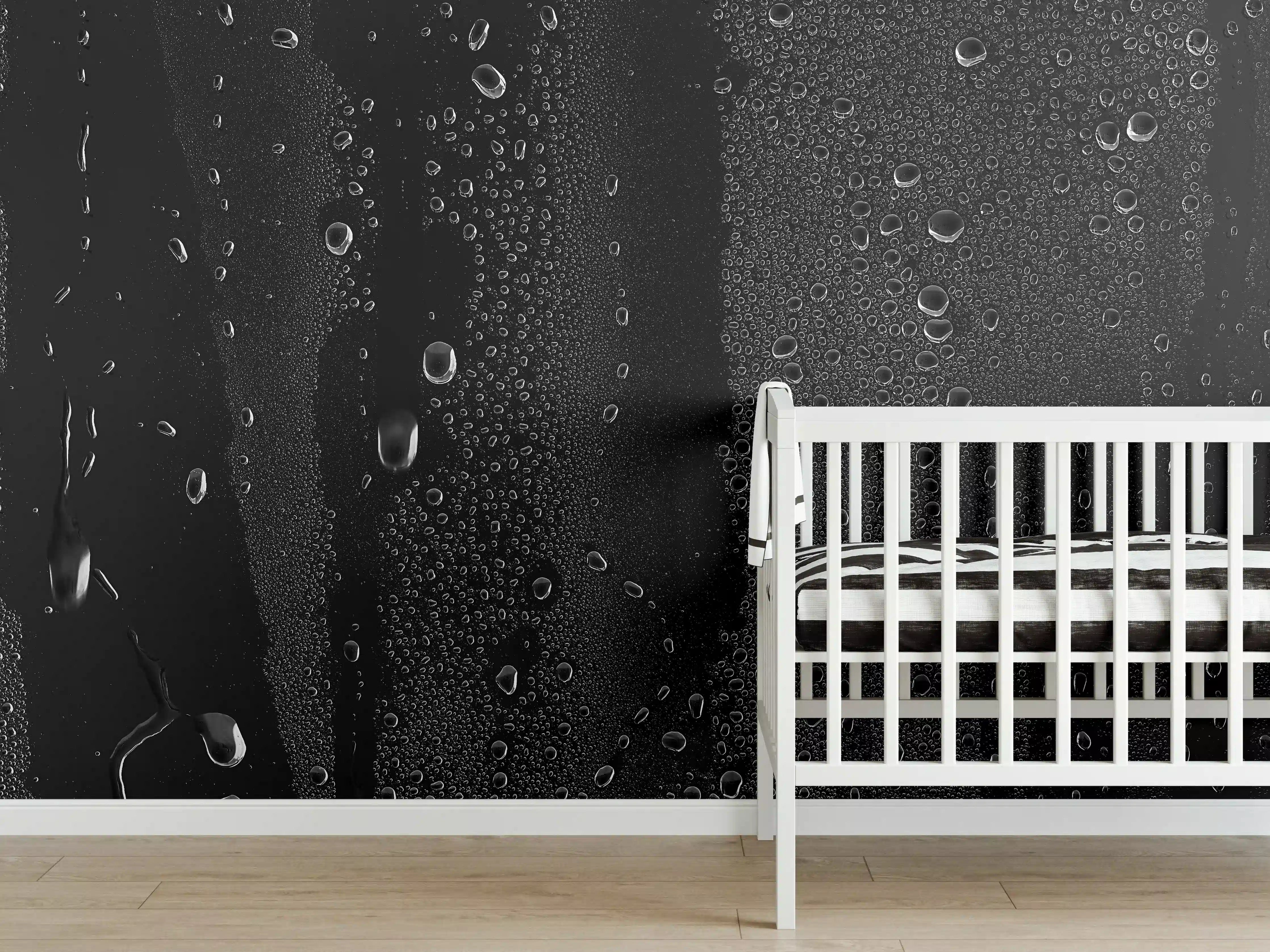 Babyzimmer Wandgestaltung - Wassertropfen auf schwarzem Glas