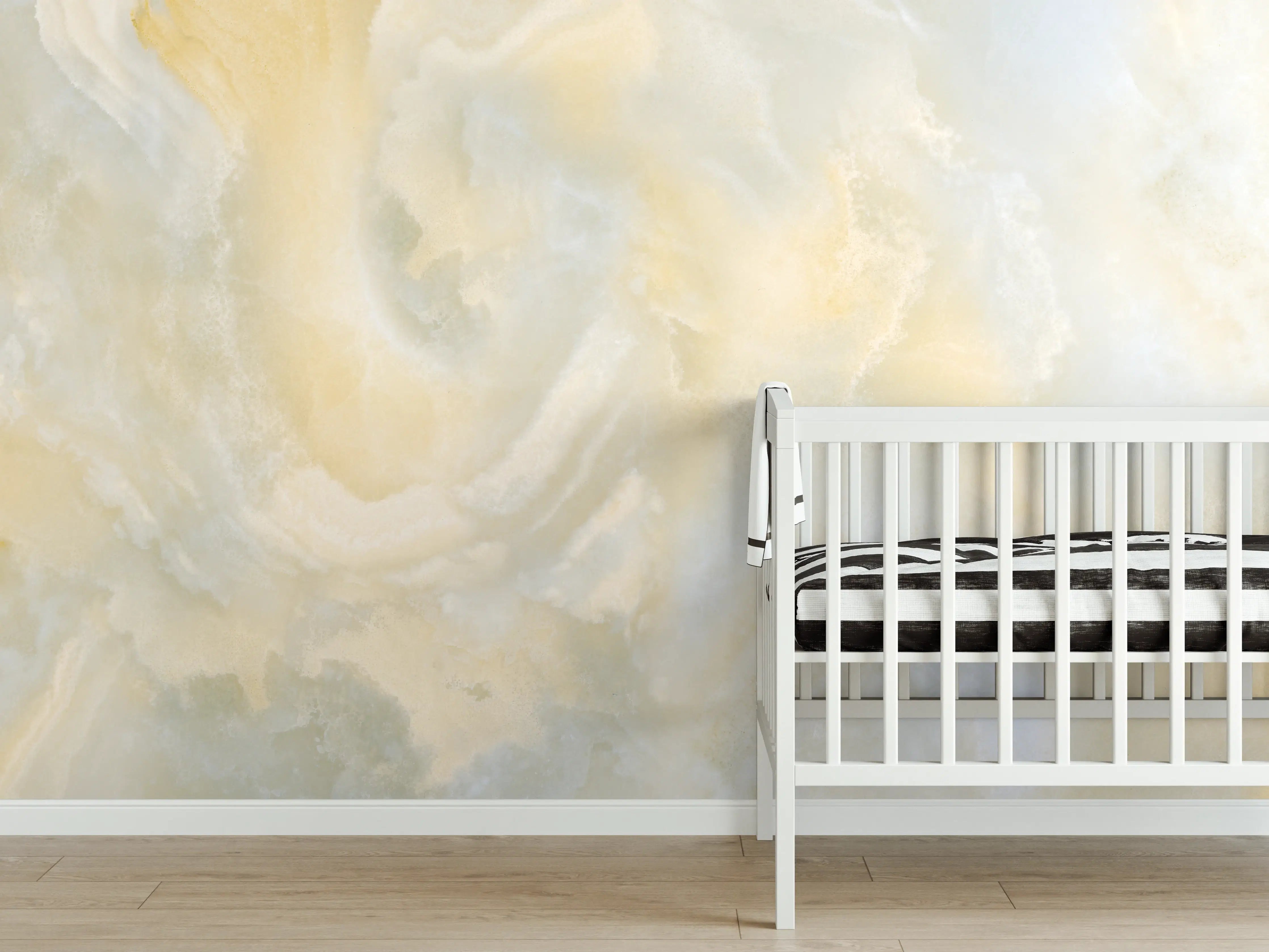 Babyzimmer Wandgestaltung - Weiches Beige-Grau-Marmor-Design
