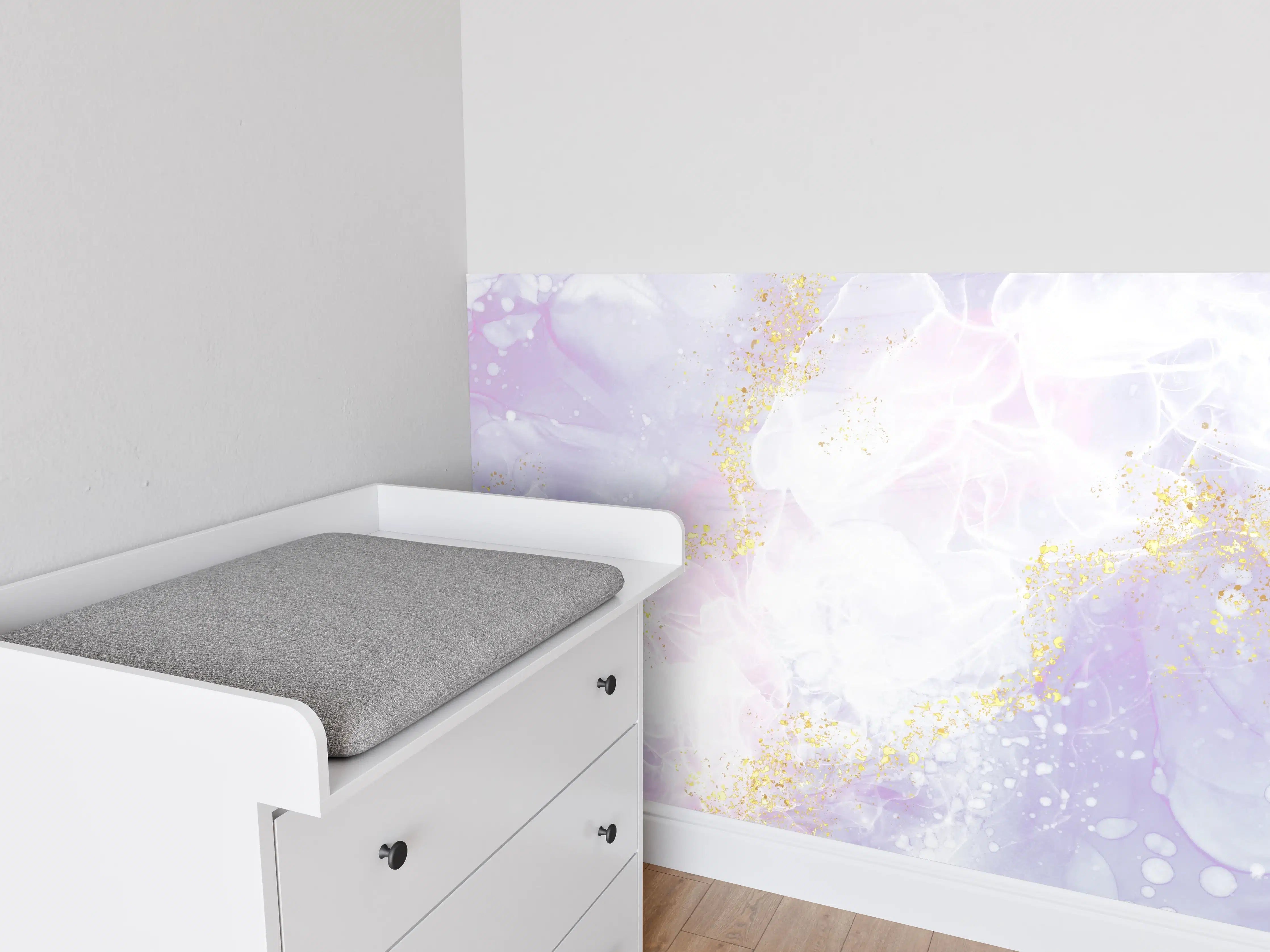 Babyzimmer Wandgestaltung - Weiß-lila abstrakte Farbexplosion
