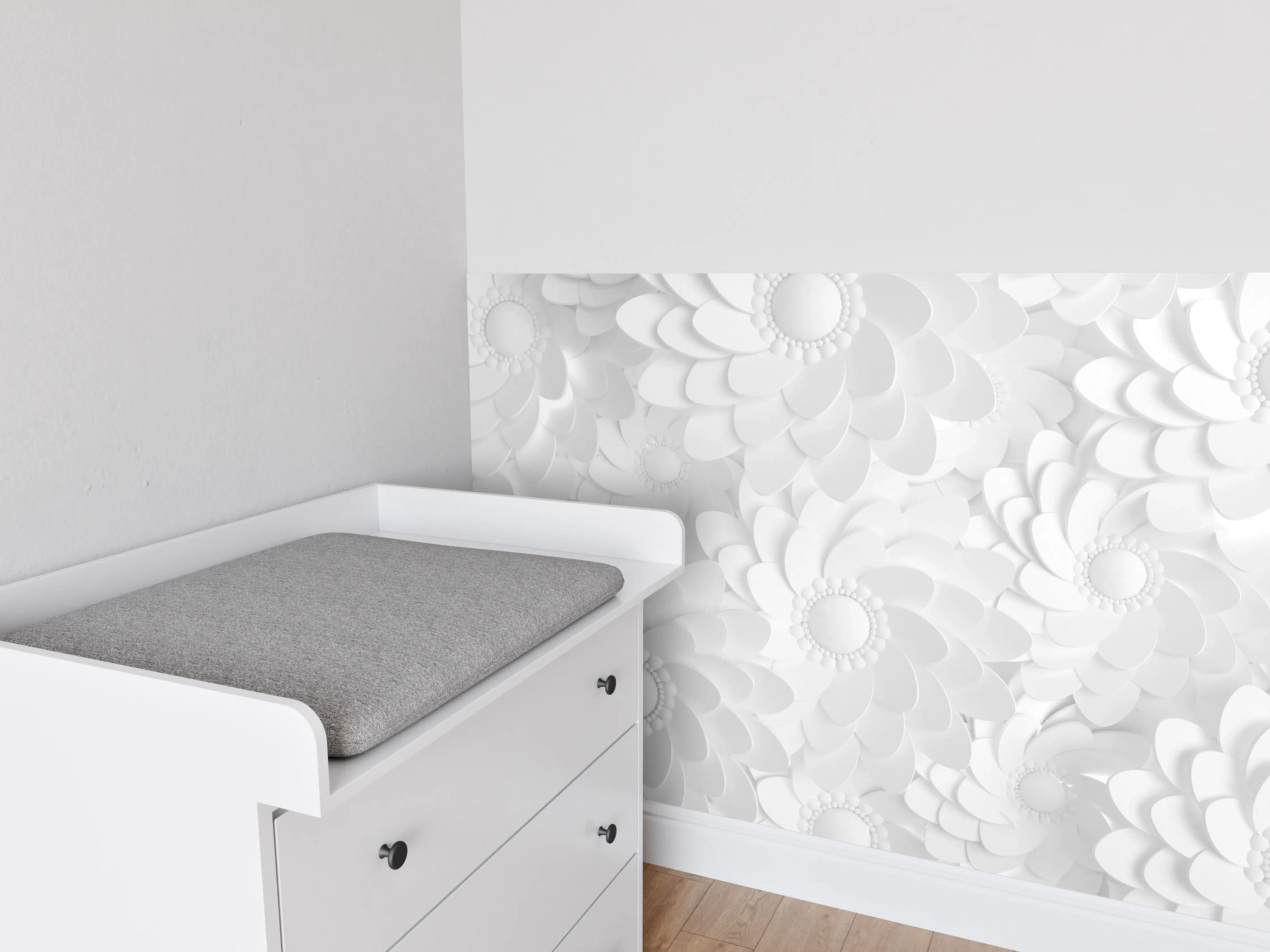 Babyzimmer Wandgestaltung - Weiße 3D-Blumen auf grauem Hintergrund