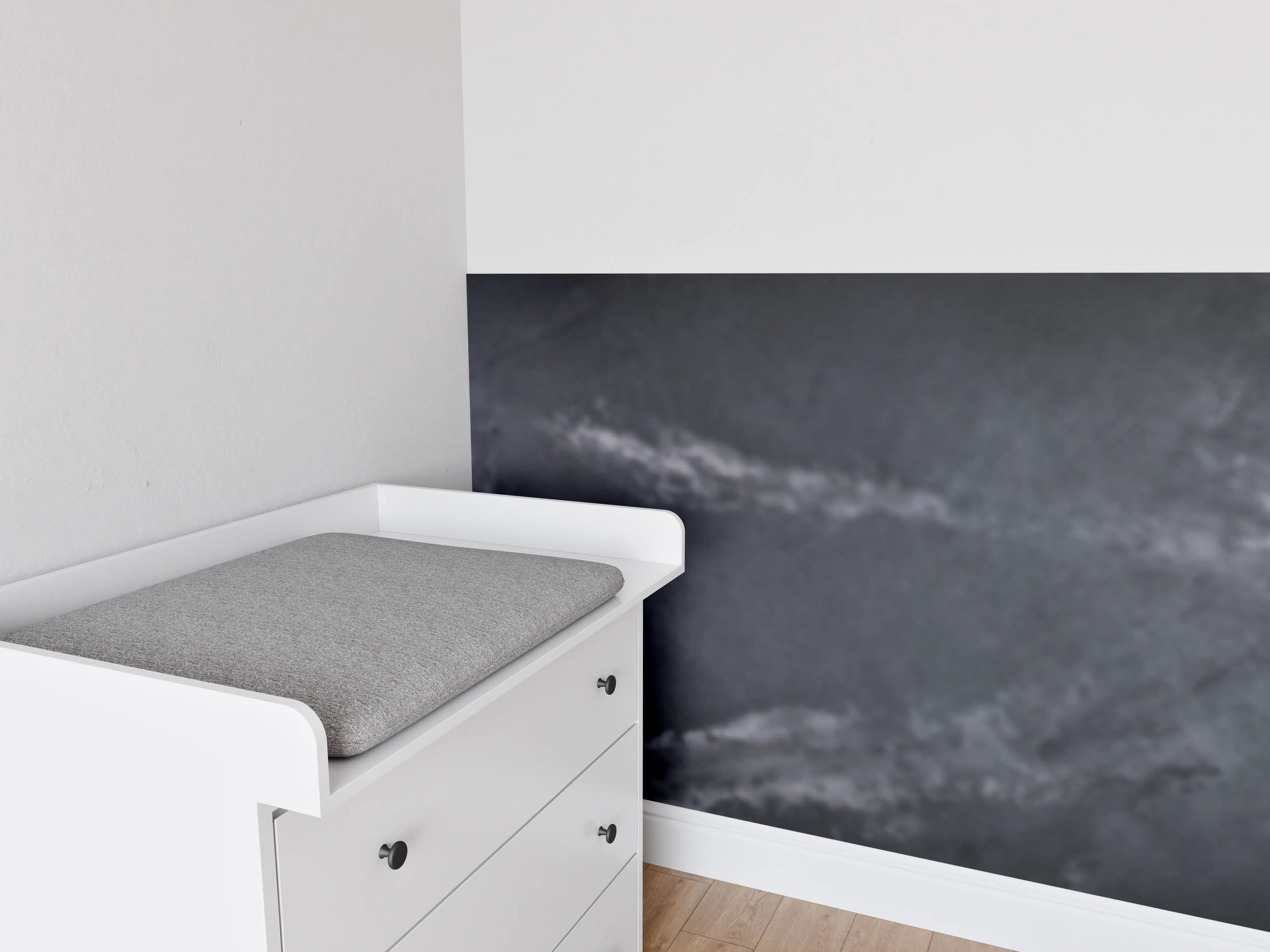 Babyzimmer Wandgestaltung - Weiße Orchideen auf Marmor