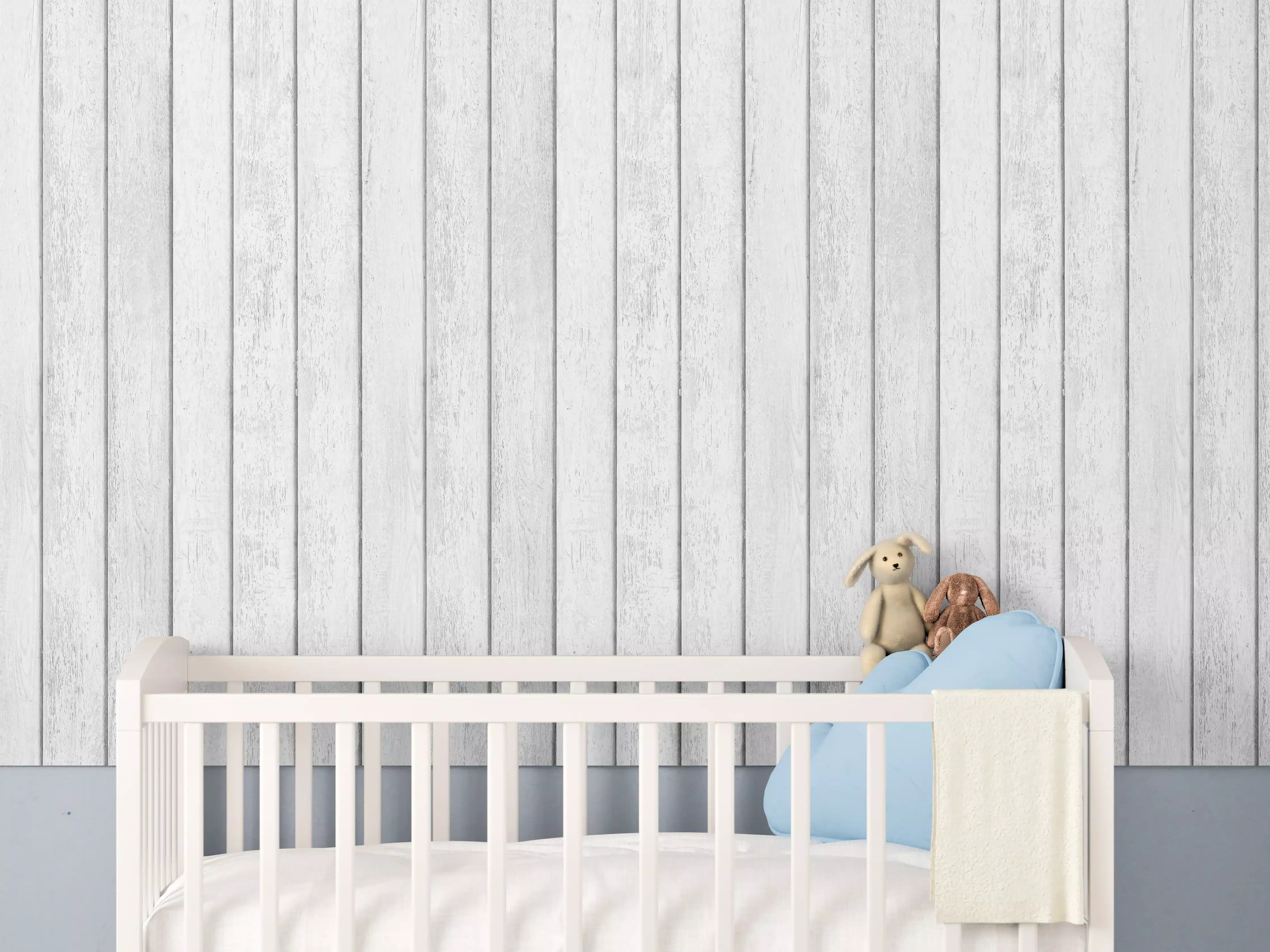 Babyzimmer Wandgestaltung - Weiße Vintage Holzwand