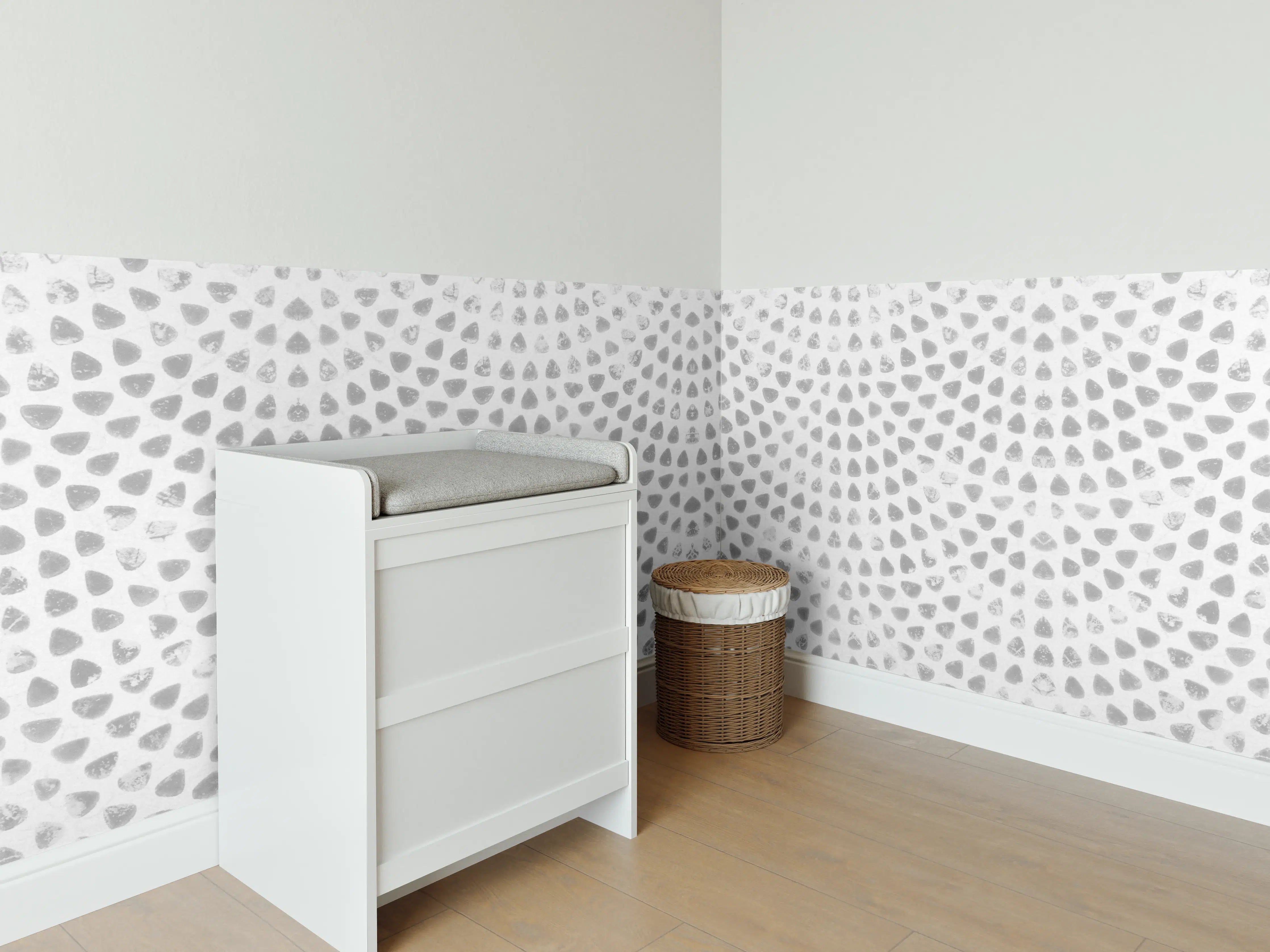 Babyzimmer Wandgestaltung - Weiße geometrisches Stempelmuster