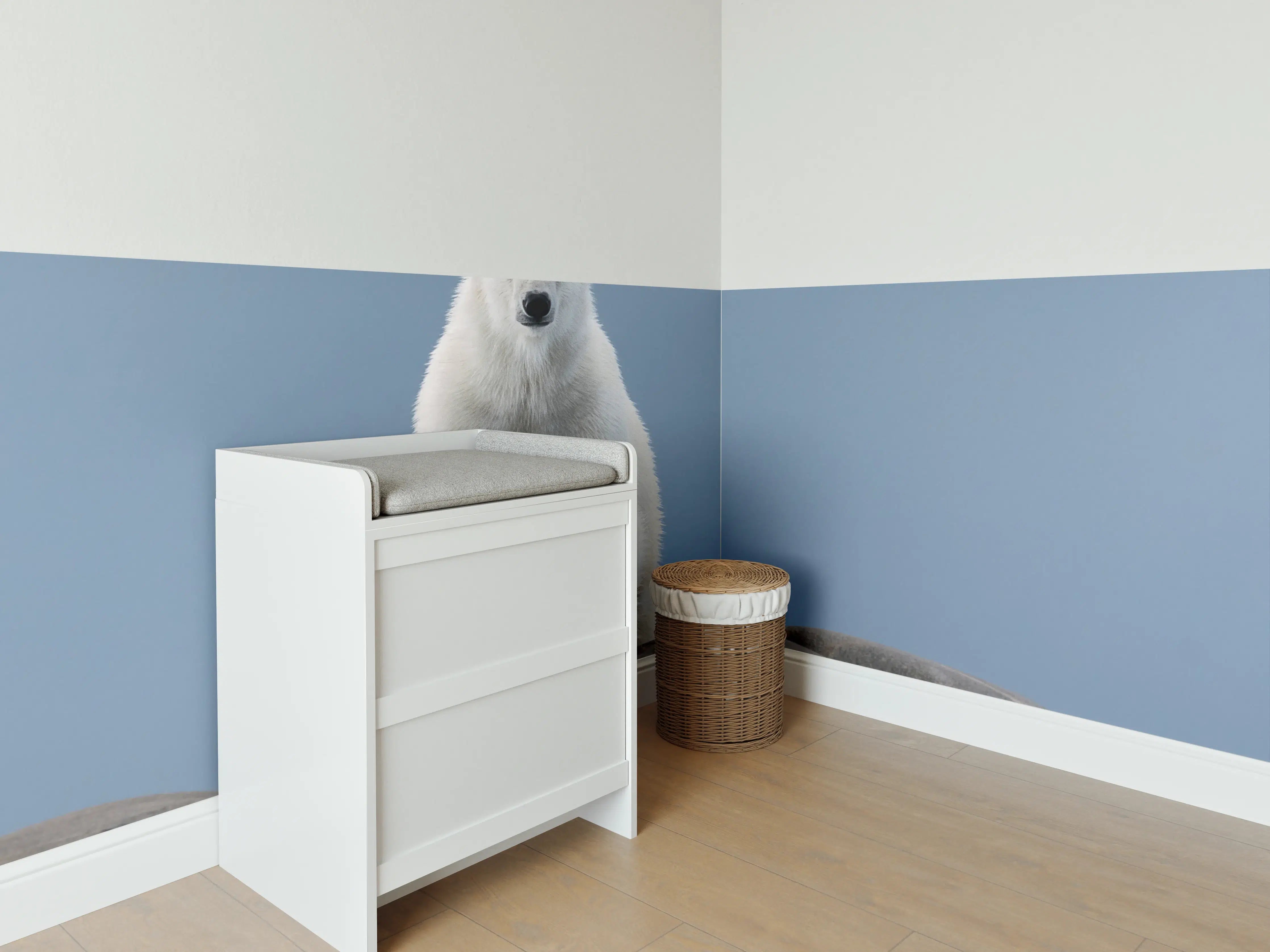 Babyzimmer Wandgestaltung - Weißer Eisbär auf Felsen unter blauem Himmel