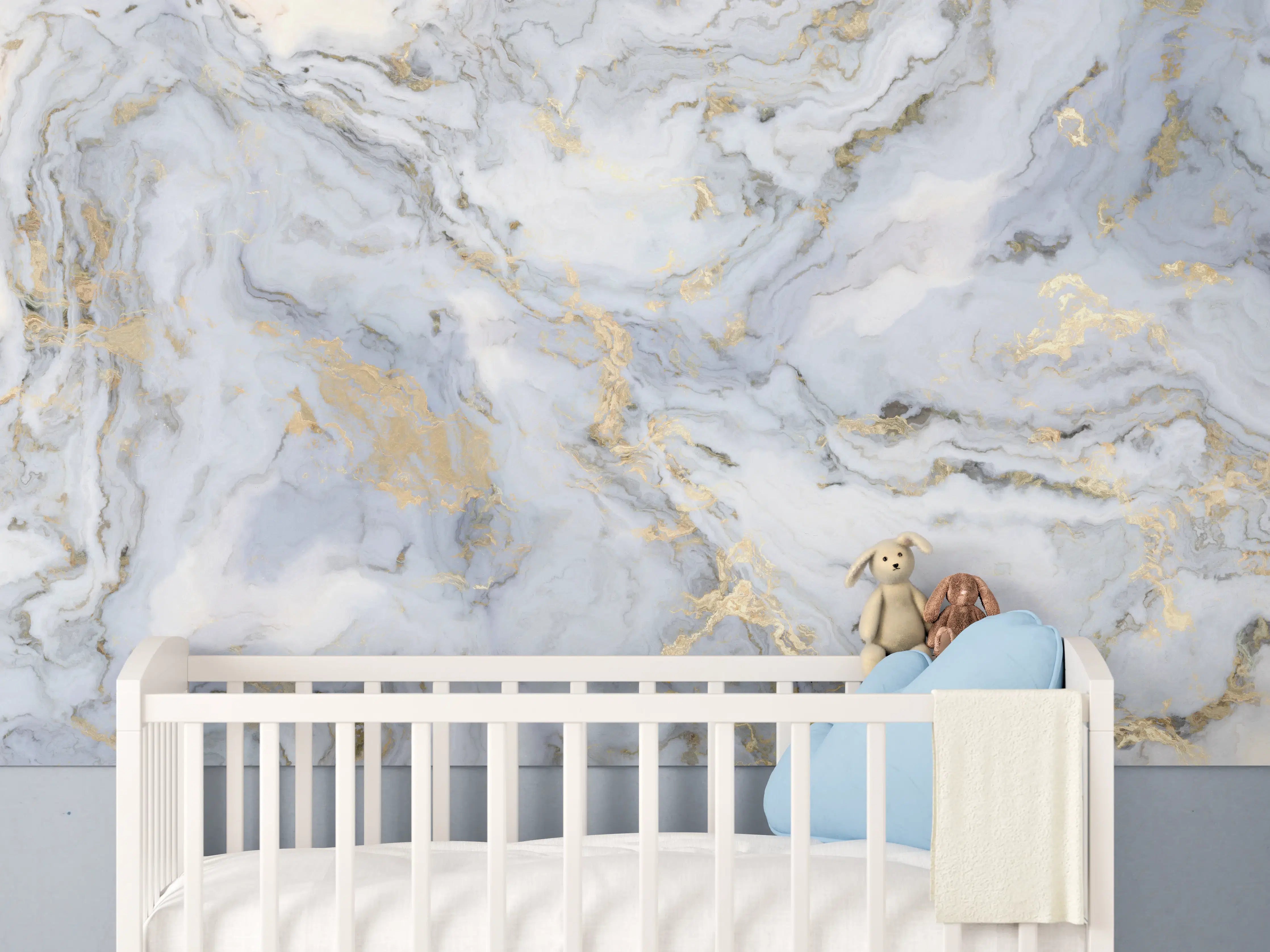 Babyzimmer Wandgestaltung - Weißer Marmor mit Goldelementen