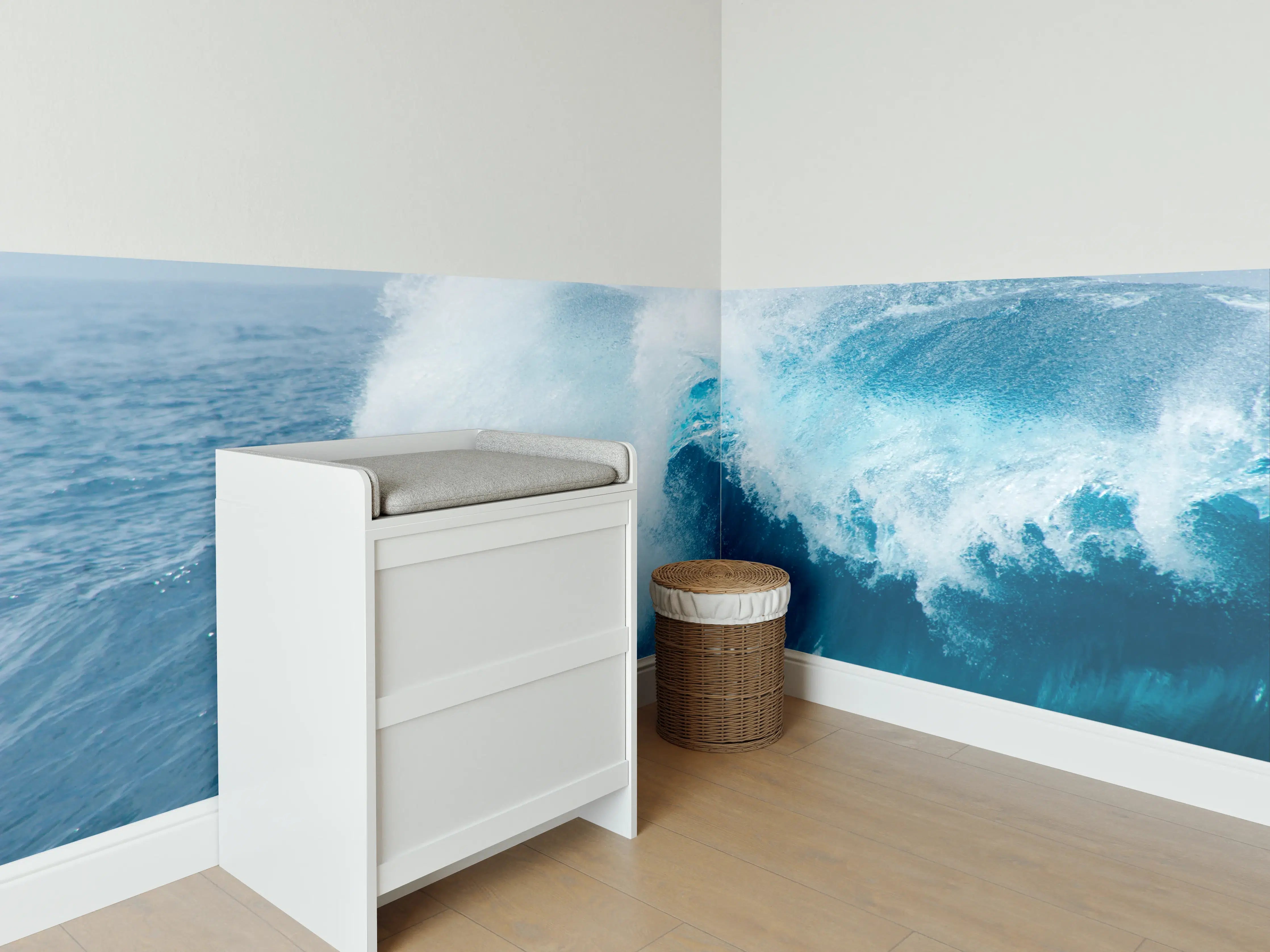 Babyzimmer Wandgestaltung - Wellenbrecher im Meer