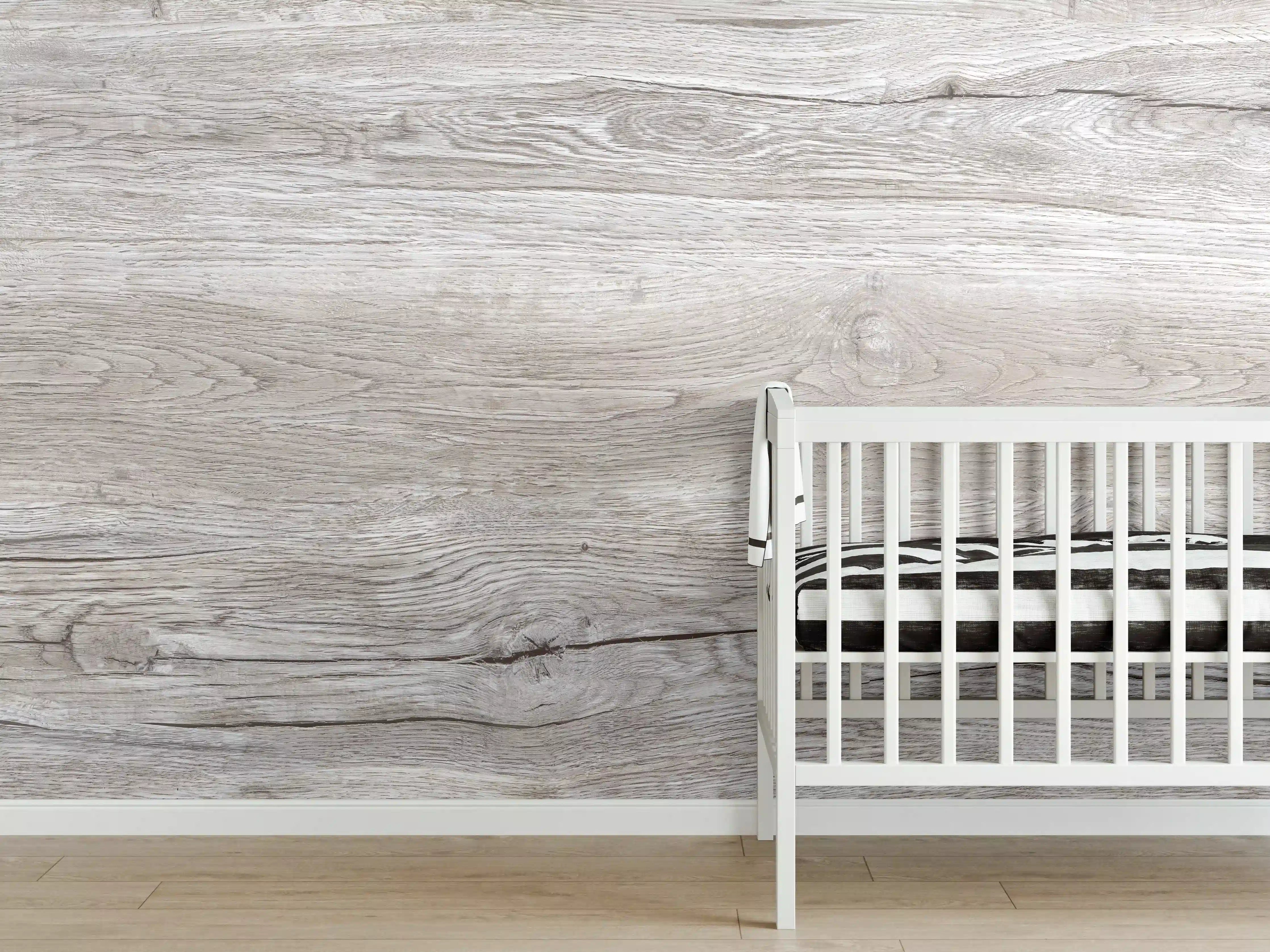 Babyzimmer Wandgestaltung - Wunderschöne Kiefernholz-struktur
