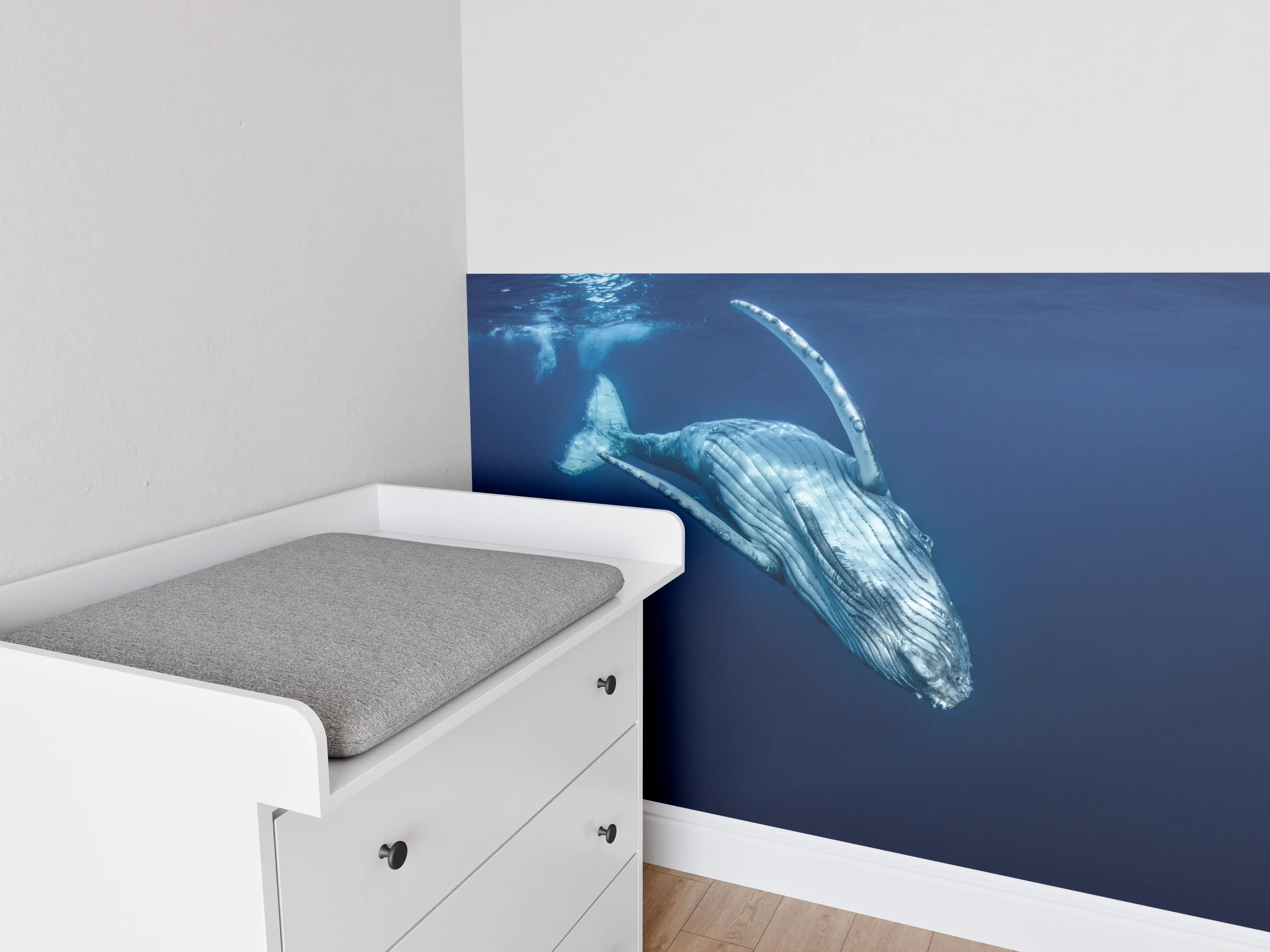 Babyzimmer Wandgestaltung - Wunderschönes Buckelwalbaby