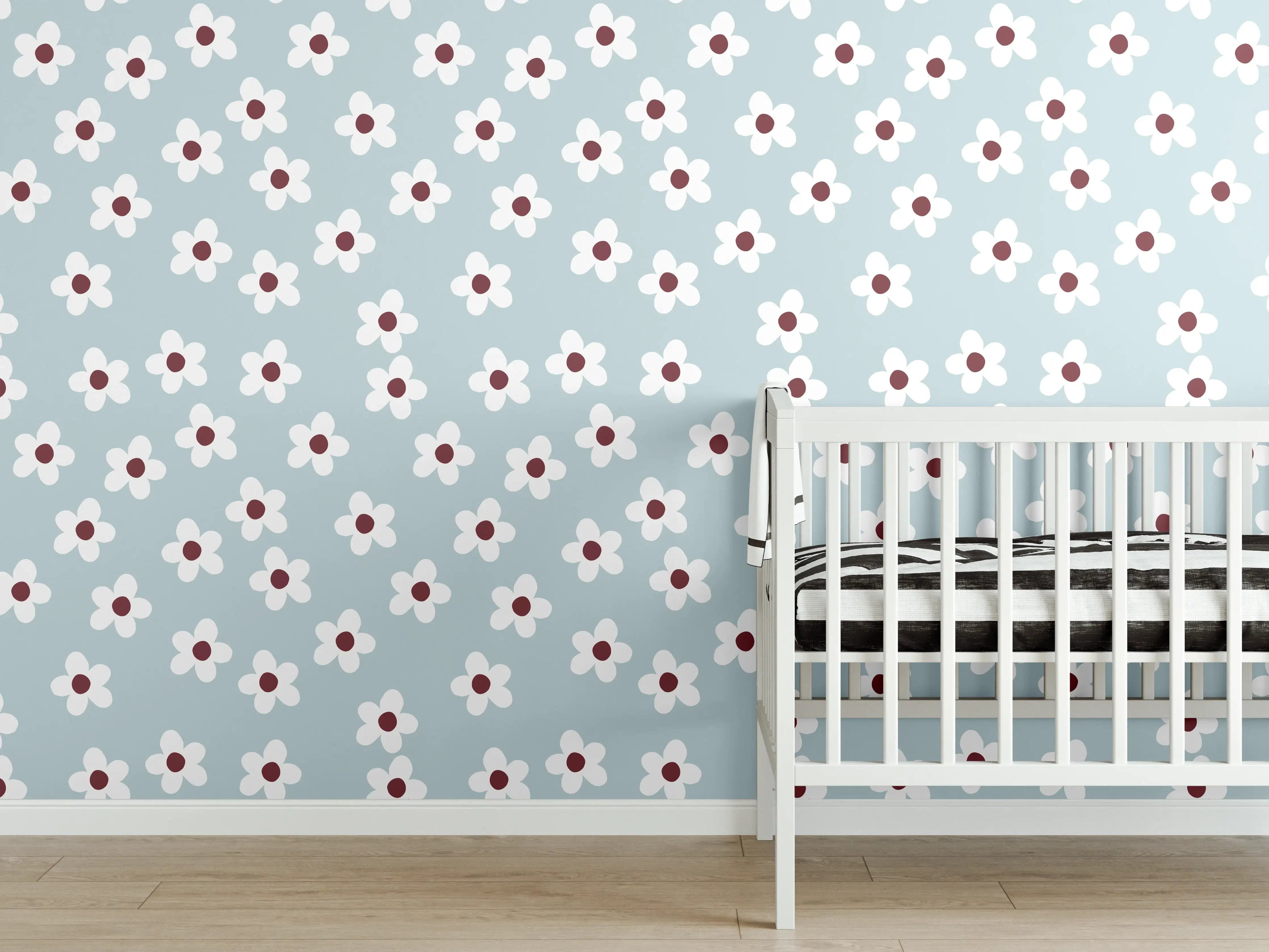 Babyzimmer Wandgestaltung - Zarte Blumenmuster auf dezentem Hintergrund