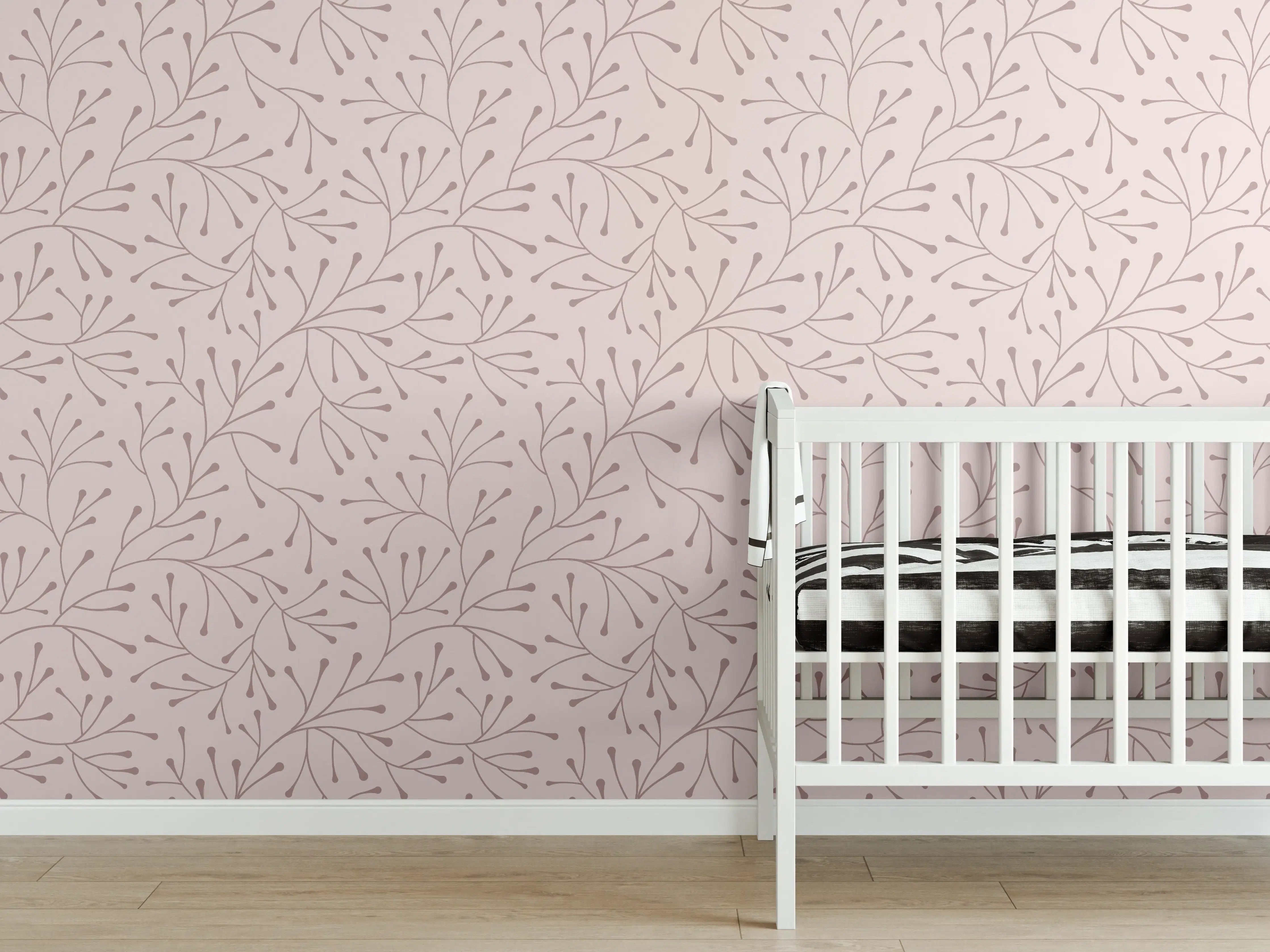 Babyzimmer Wandgestaltung - Zartes Blumenmuster in Pink und Grau