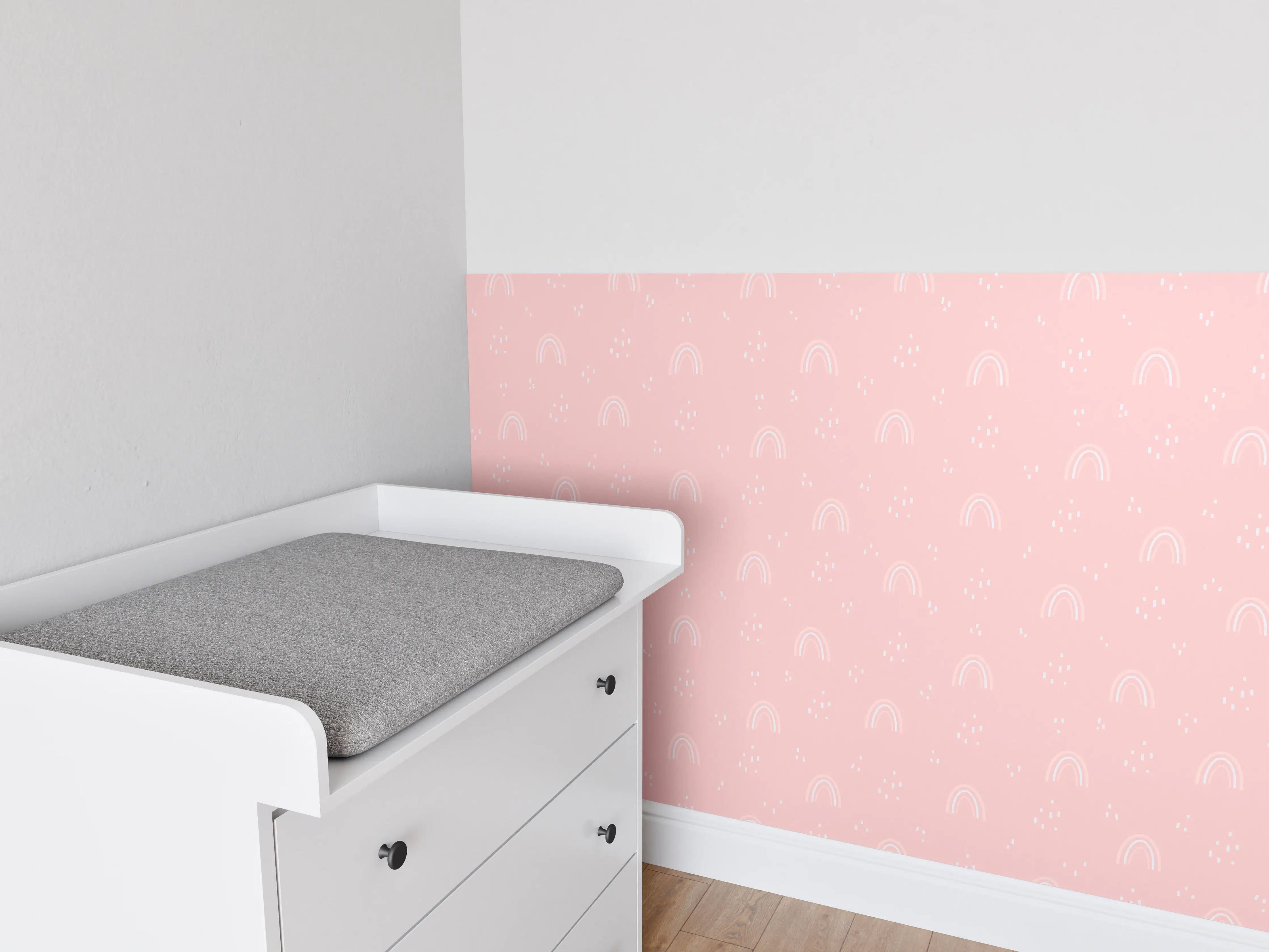 Babyzimmer Wandgestaltung - Zartes Rosa mit Schmetterlingsmustern