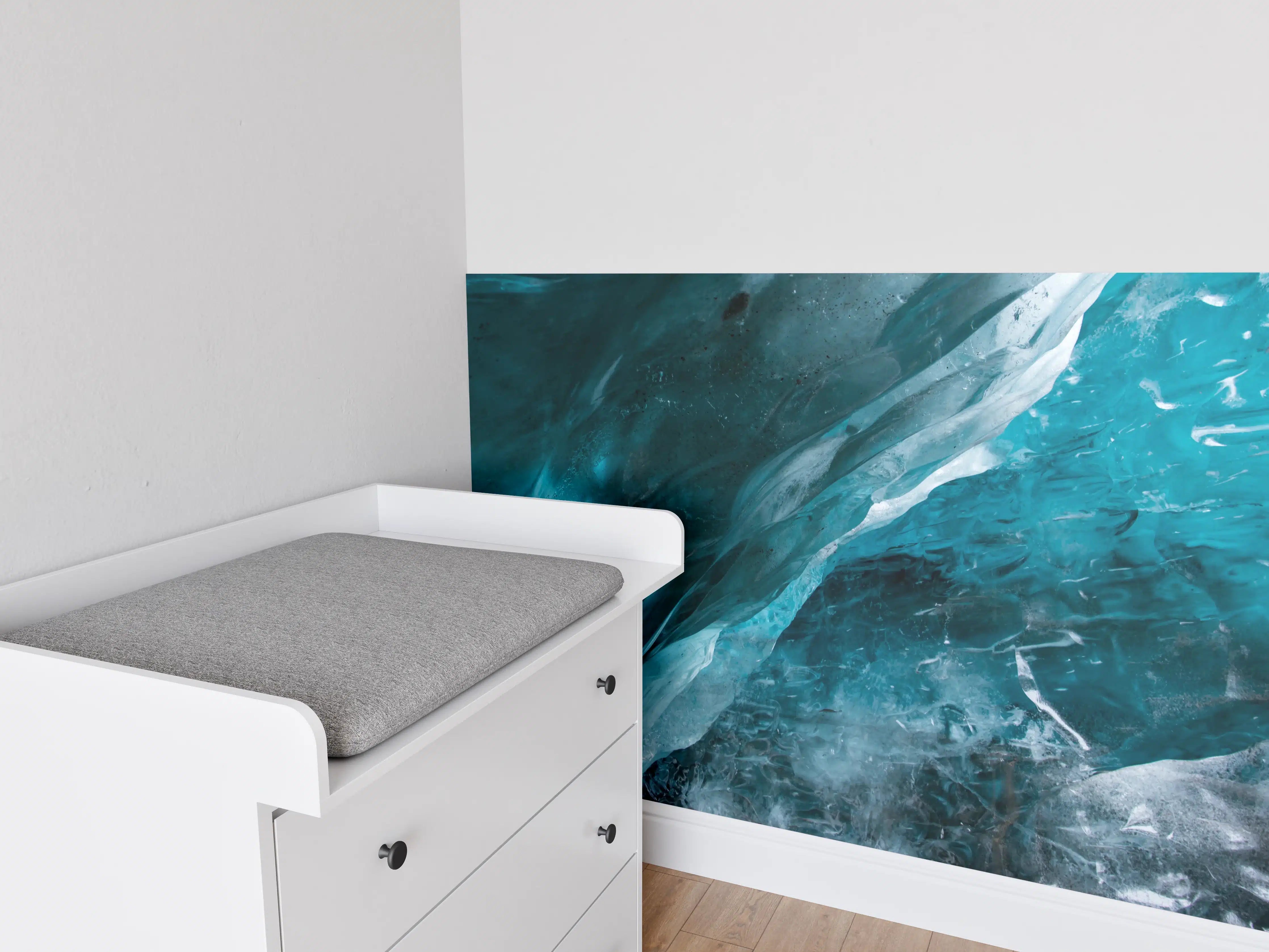 Babyzimmer Wandgestaltung - abstrakte Eis-Komposition