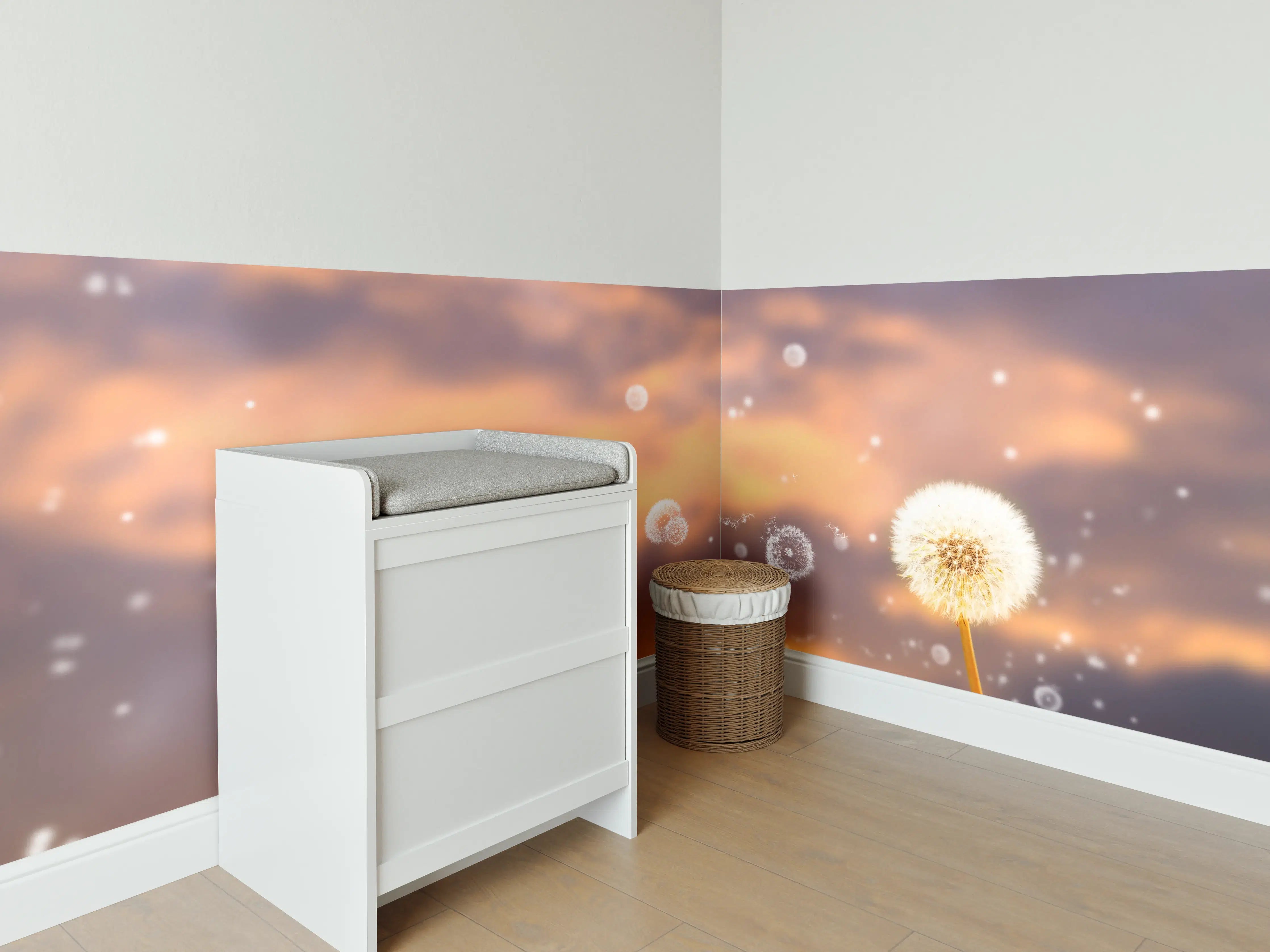 Babyzimmer Wandgestaltung - blütenstaub von pusteblumen in der abendsonne