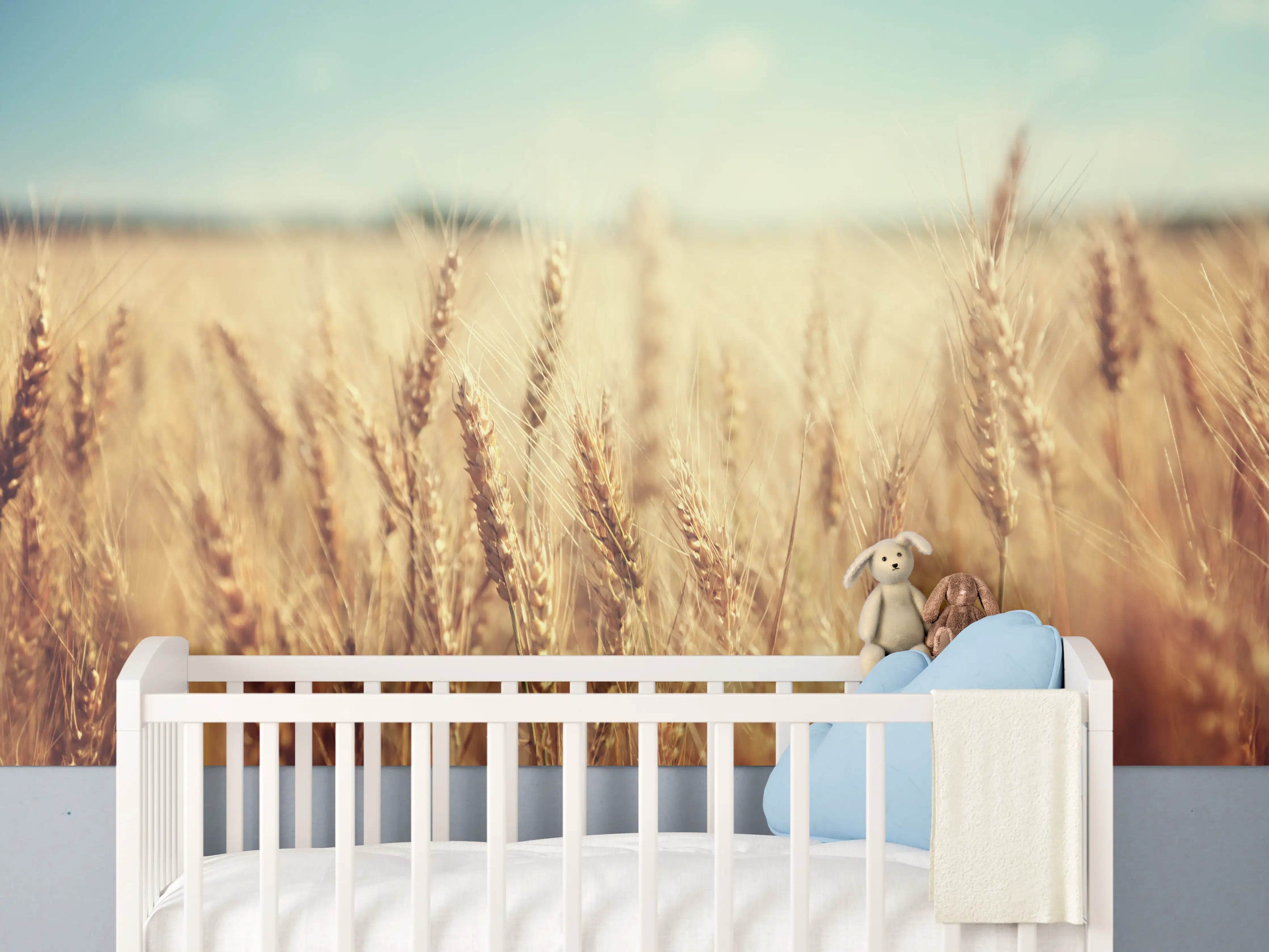 Babyzimmer Wandgestaltung - goldenes Weizenfeld in der Sonne
