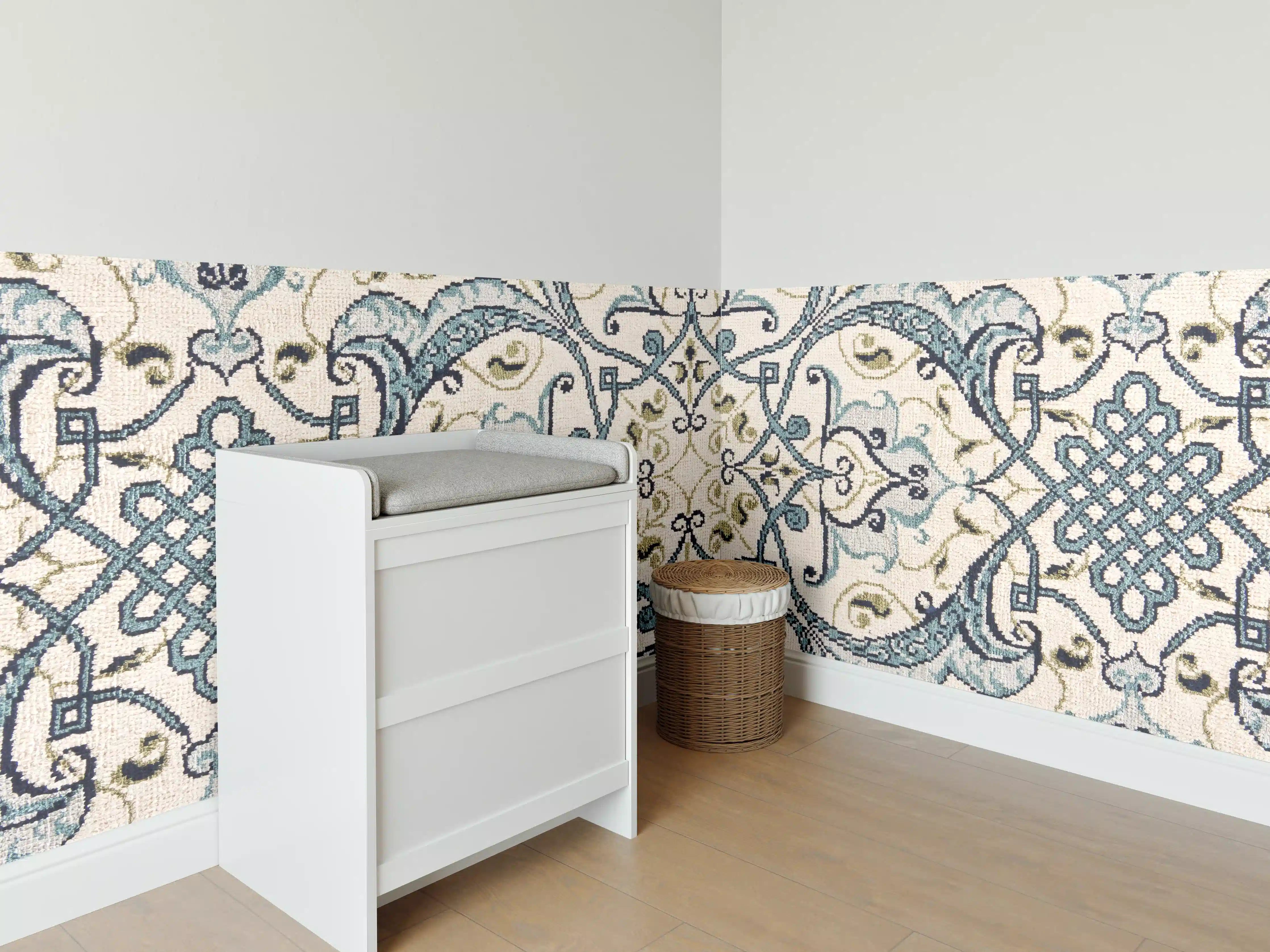 Babyzimmer Wandgestaltung - klassischer Orientalischer Teppich
