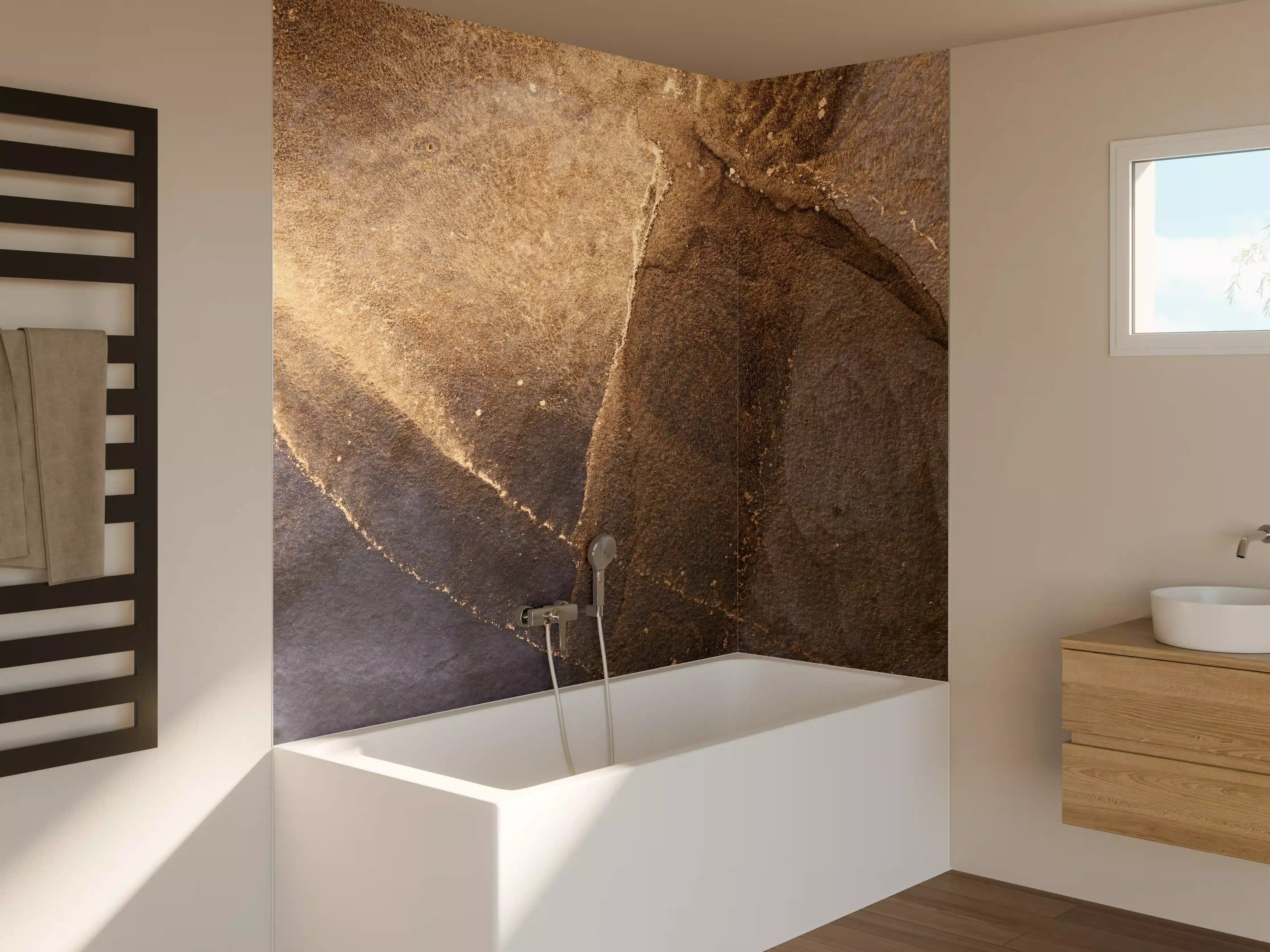 Badewannen-Rückwand - Abstrakte dunkle Tinte mit Goldelementen