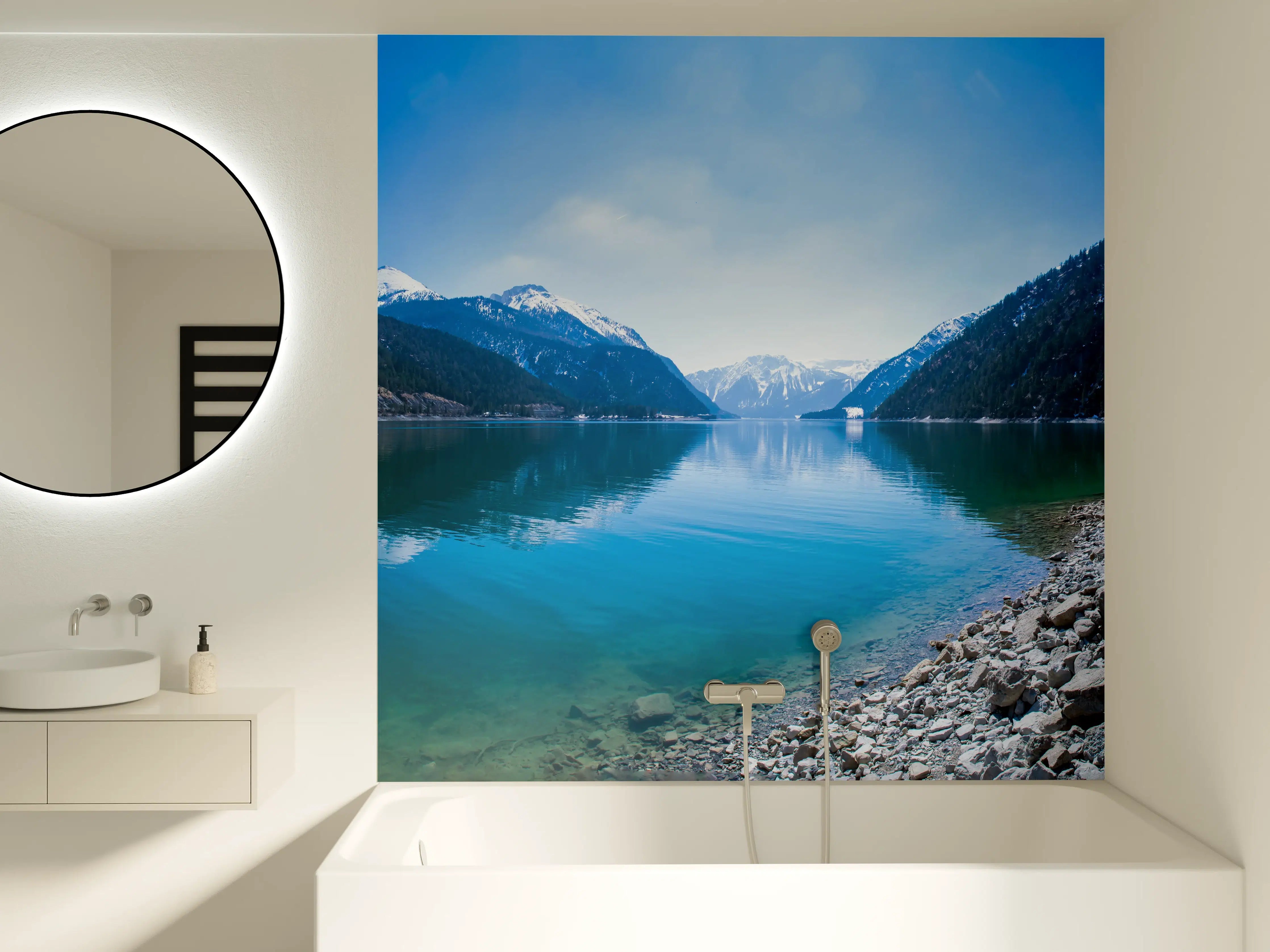 Badewannen-Rückwand - Achensee in Österreich