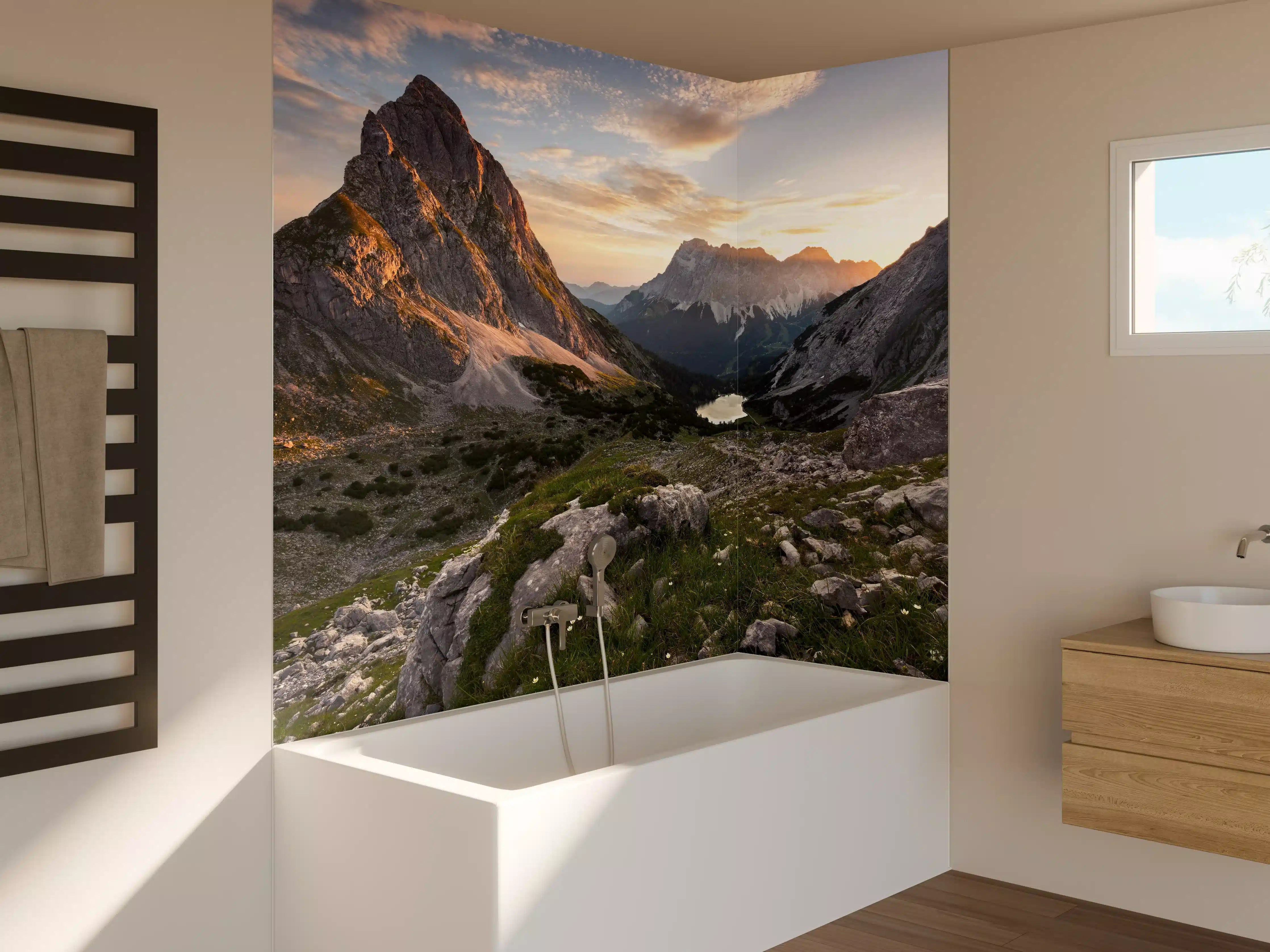 Badewannen-Rückwand - Alpenglühen am Bergsee