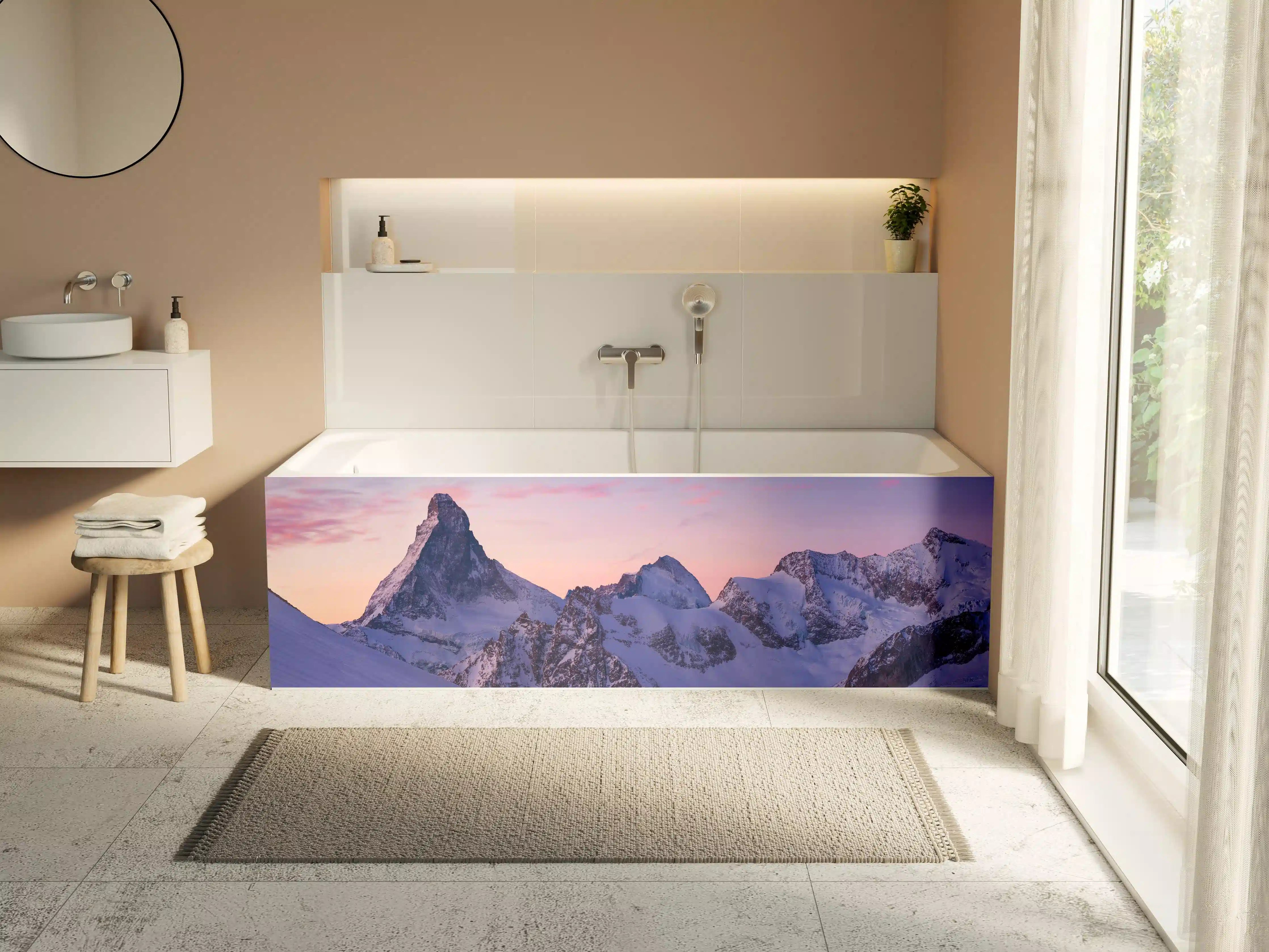 Badewannen-Rückwand - Alpenpanorama Sonnenuntergang Weiß-Rosa