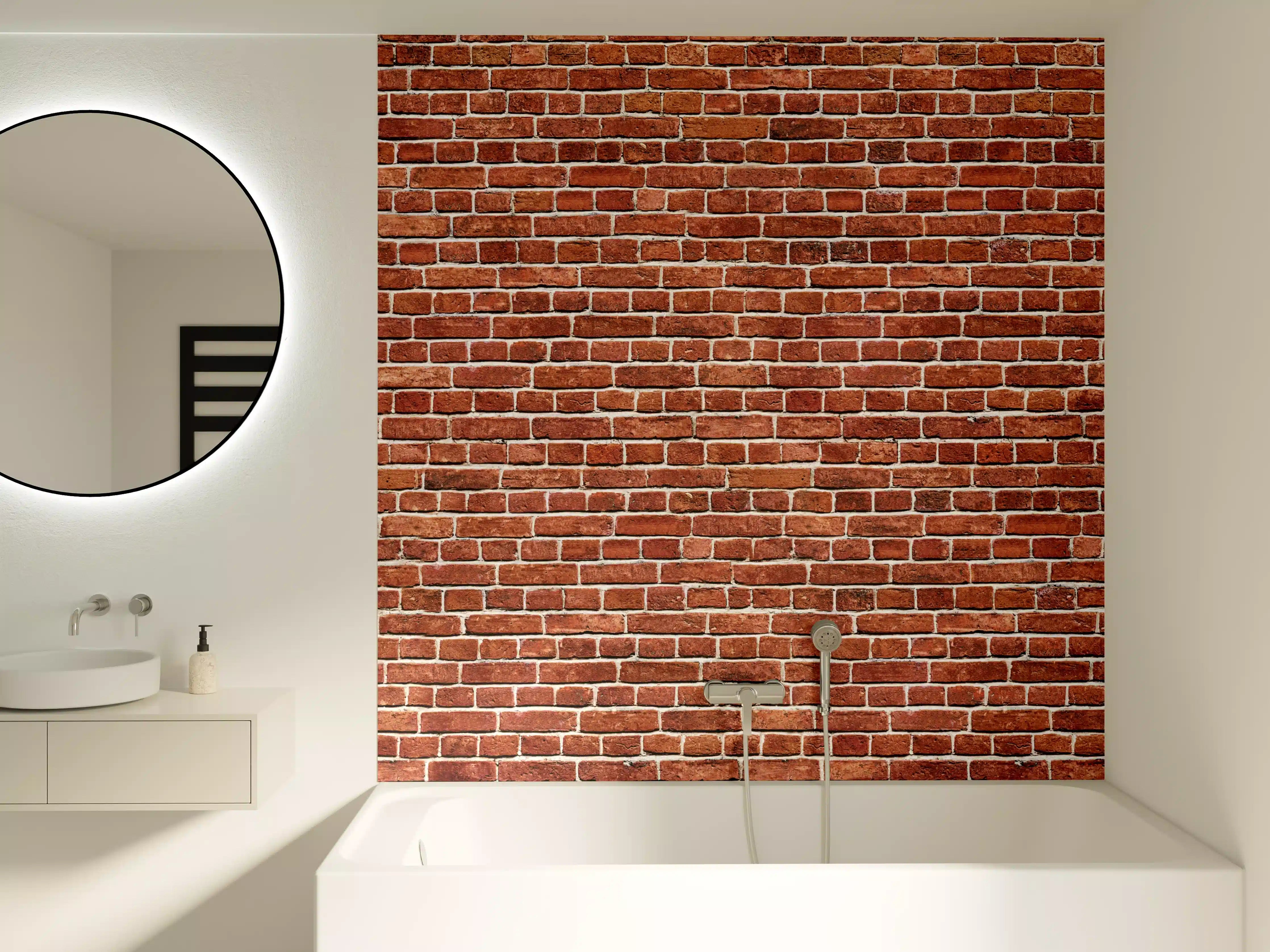 Badewannen-Rückwand - Alter rote Backsteinmauer